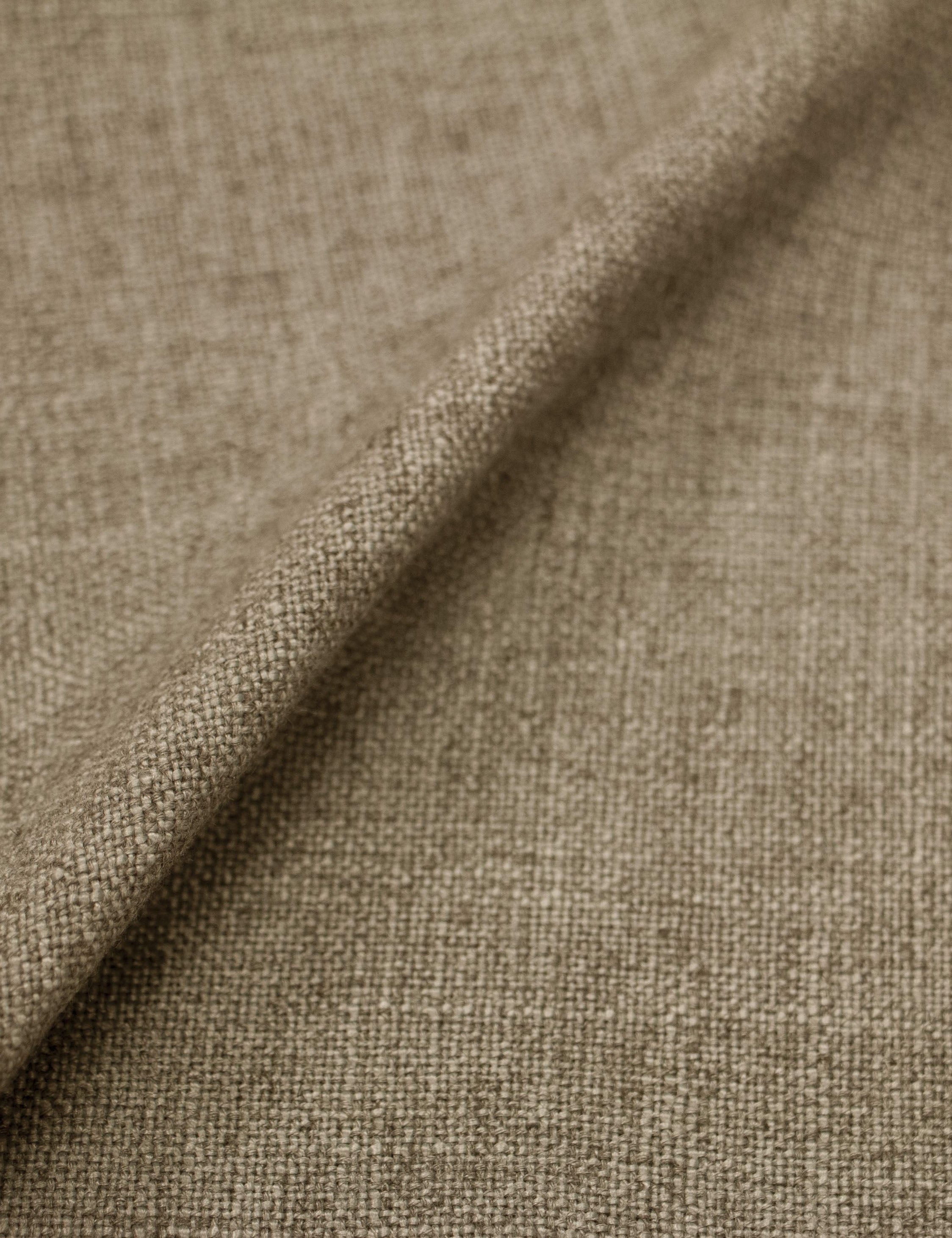 Bela Dining Chair | Upholstered, Kidney Bean Shape