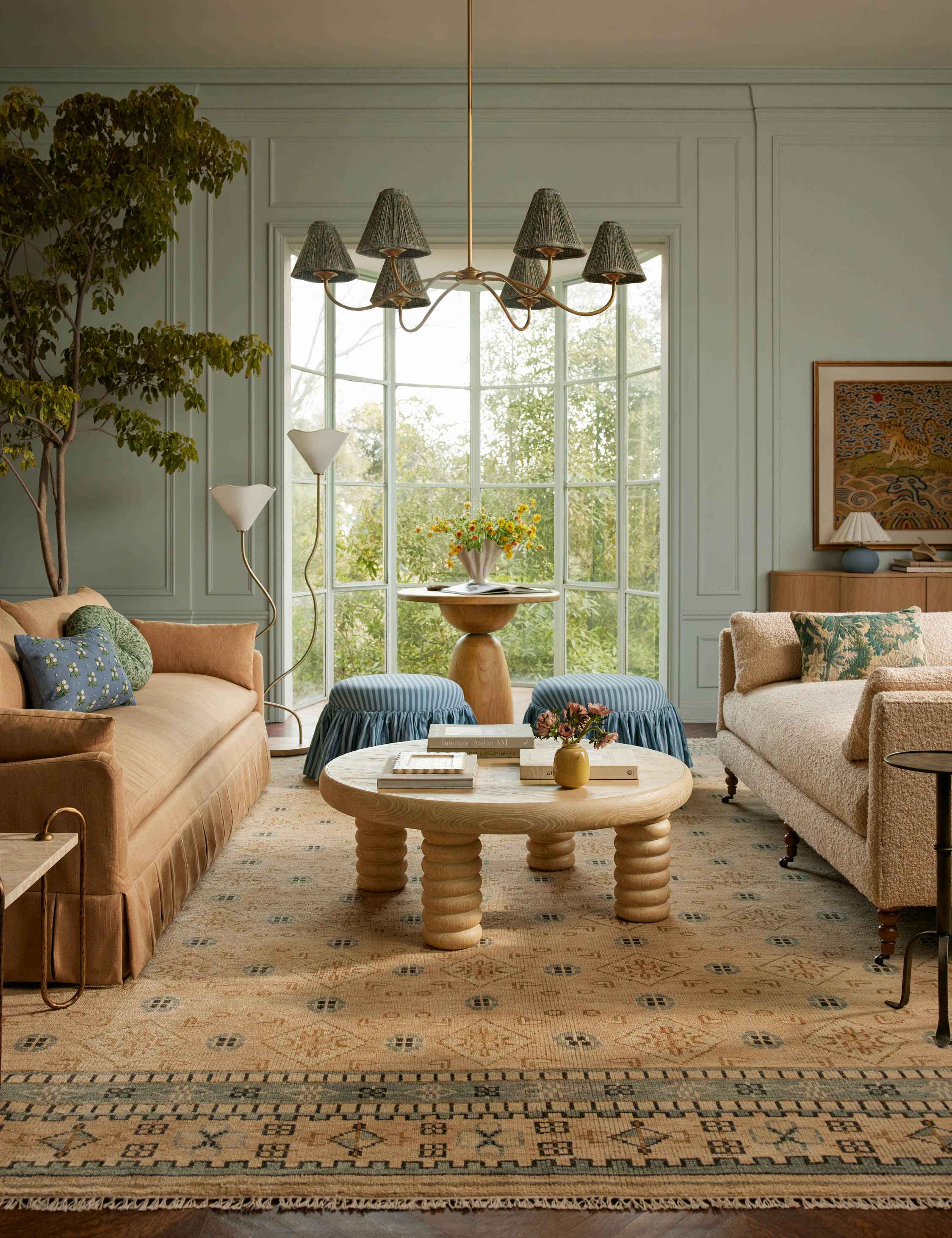 Hira Wool Rug | Hand-Knotted, Geometric Motifs
