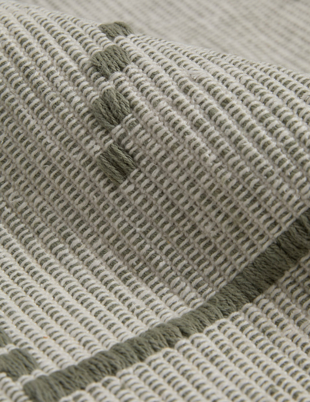 Bela Organic Cotton Bath Mat | Handwoven, Quick-Drying Design
