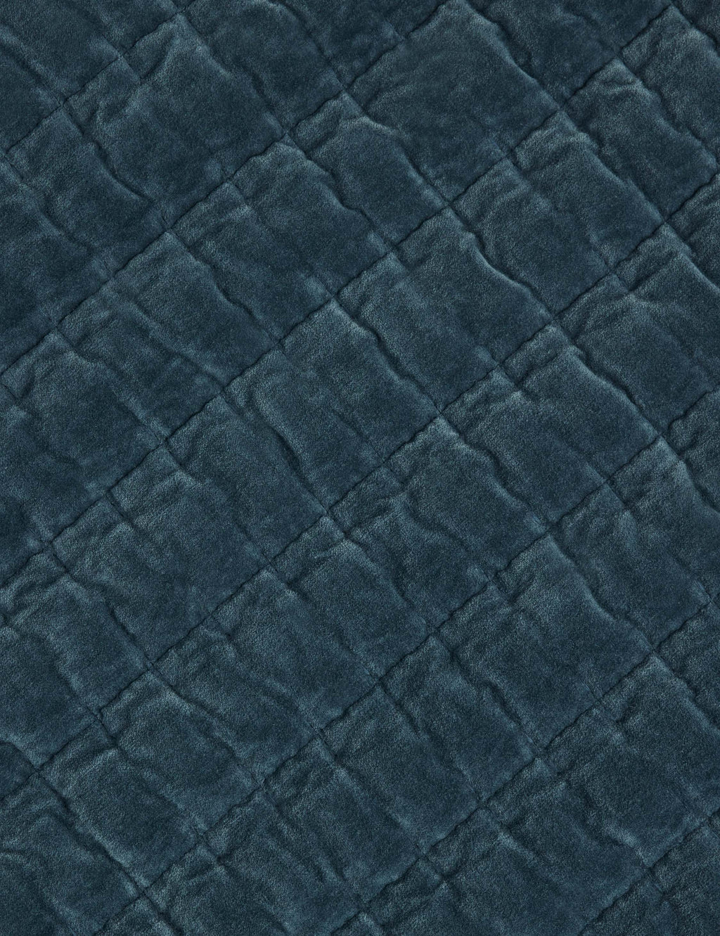 Aurelia Velvet Quilt | Luxurious Texture, Quilted Design