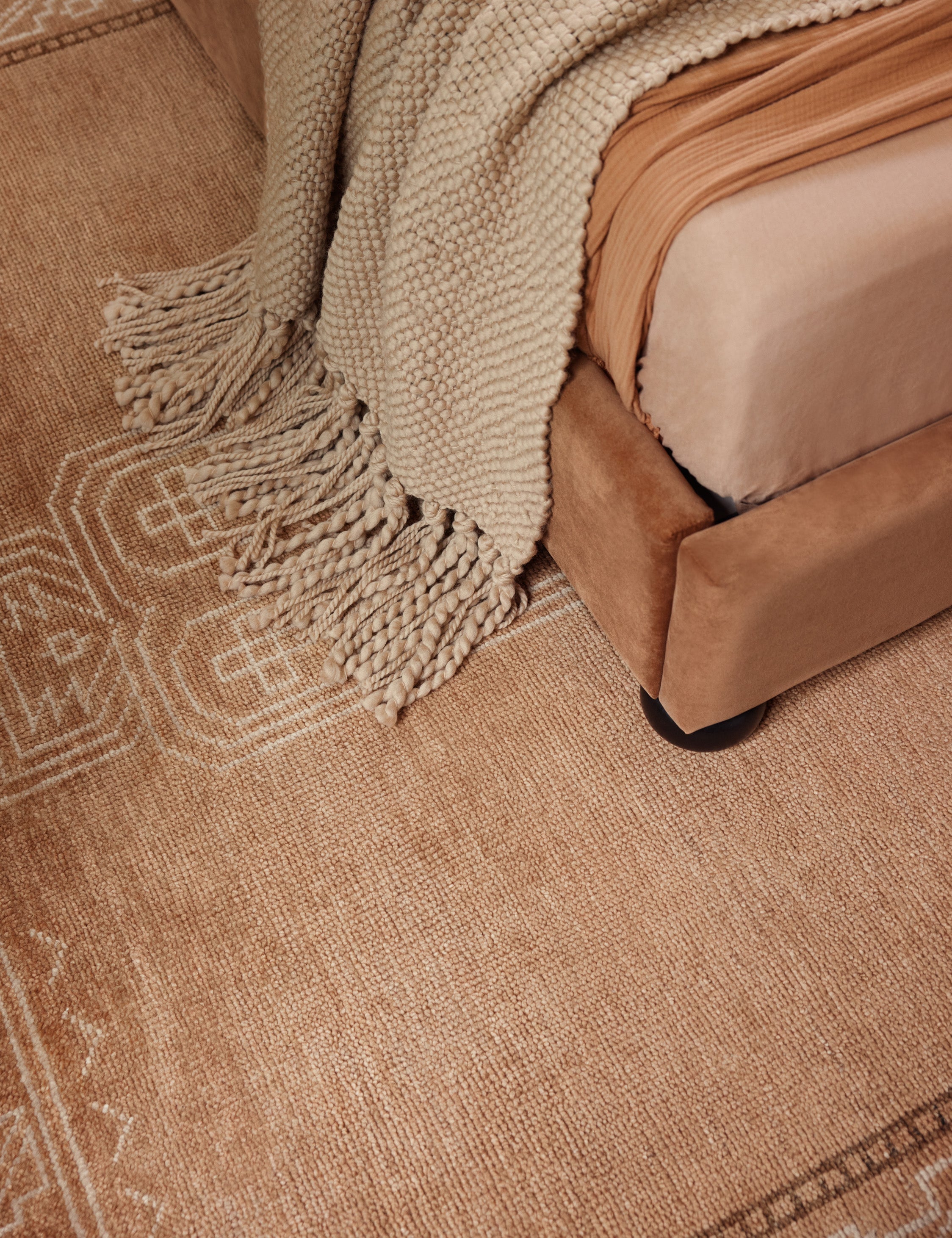 Vela Hand-Knotted Wool Rug | Vintage-Inspired, Mediterranean Design