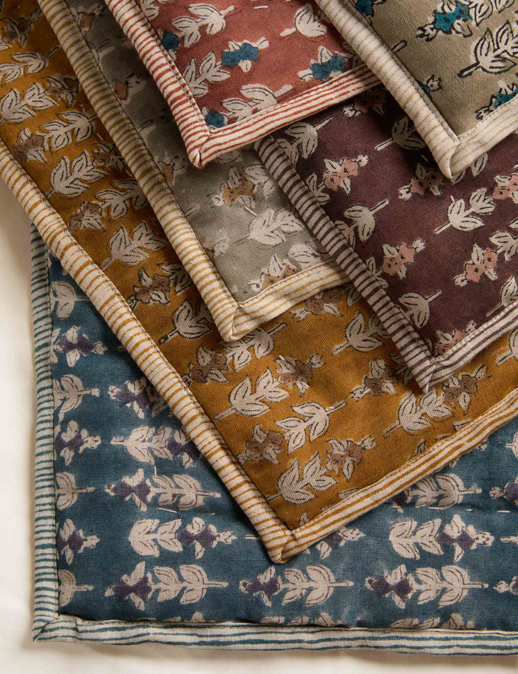 Bela Quilt | Linen Cotton Blend, Floral Block Print