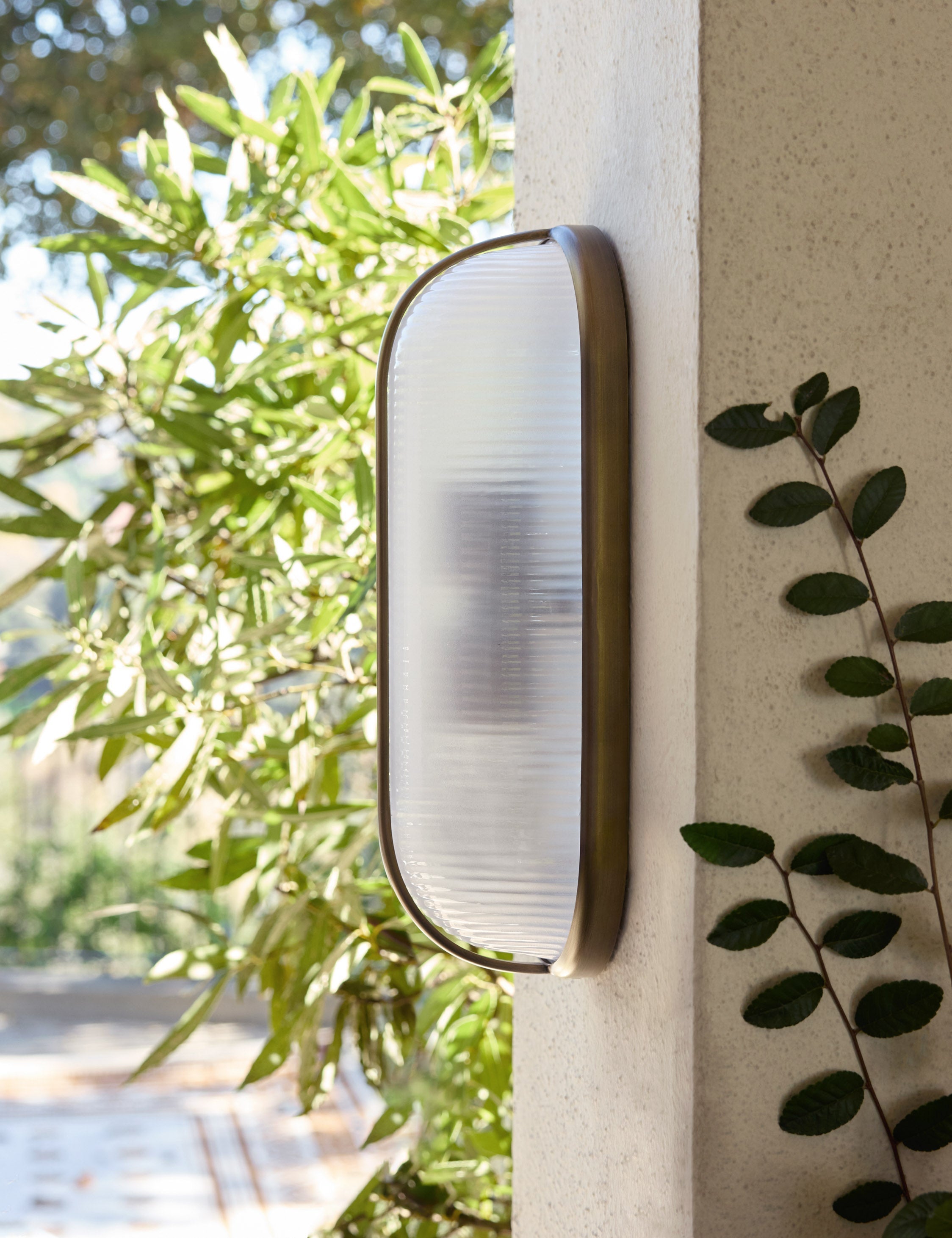 Cielo Outdoor Sconce | Ribbed Glass, Soft Illumination
