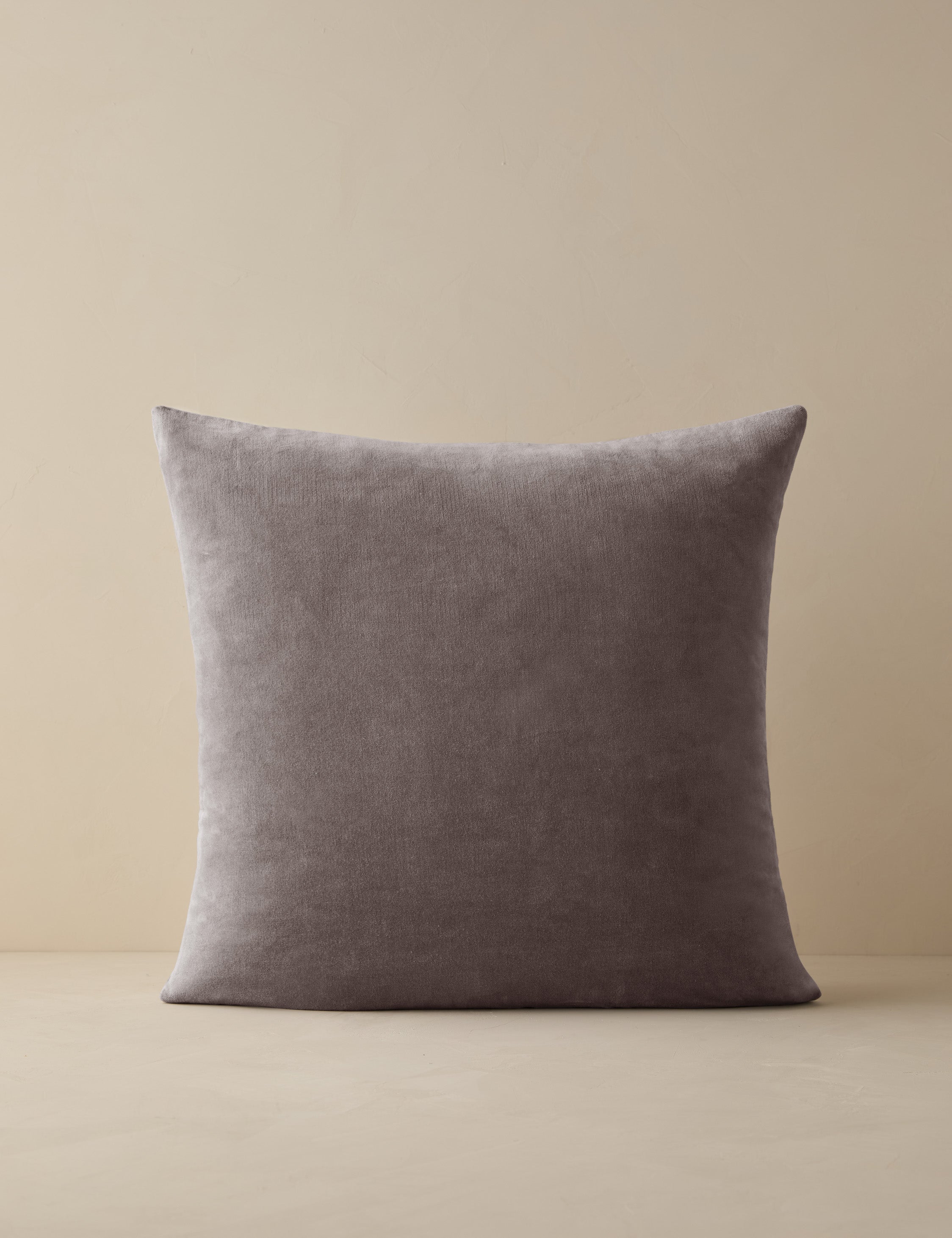 Bela Velvet Pillow | Luxurious Texture, Elegant Finish
