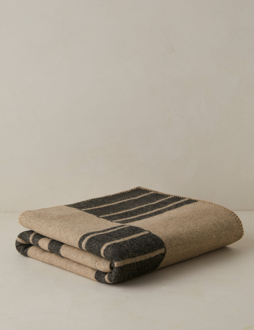 Bristol Wool Throw | Checkered Reversible Design