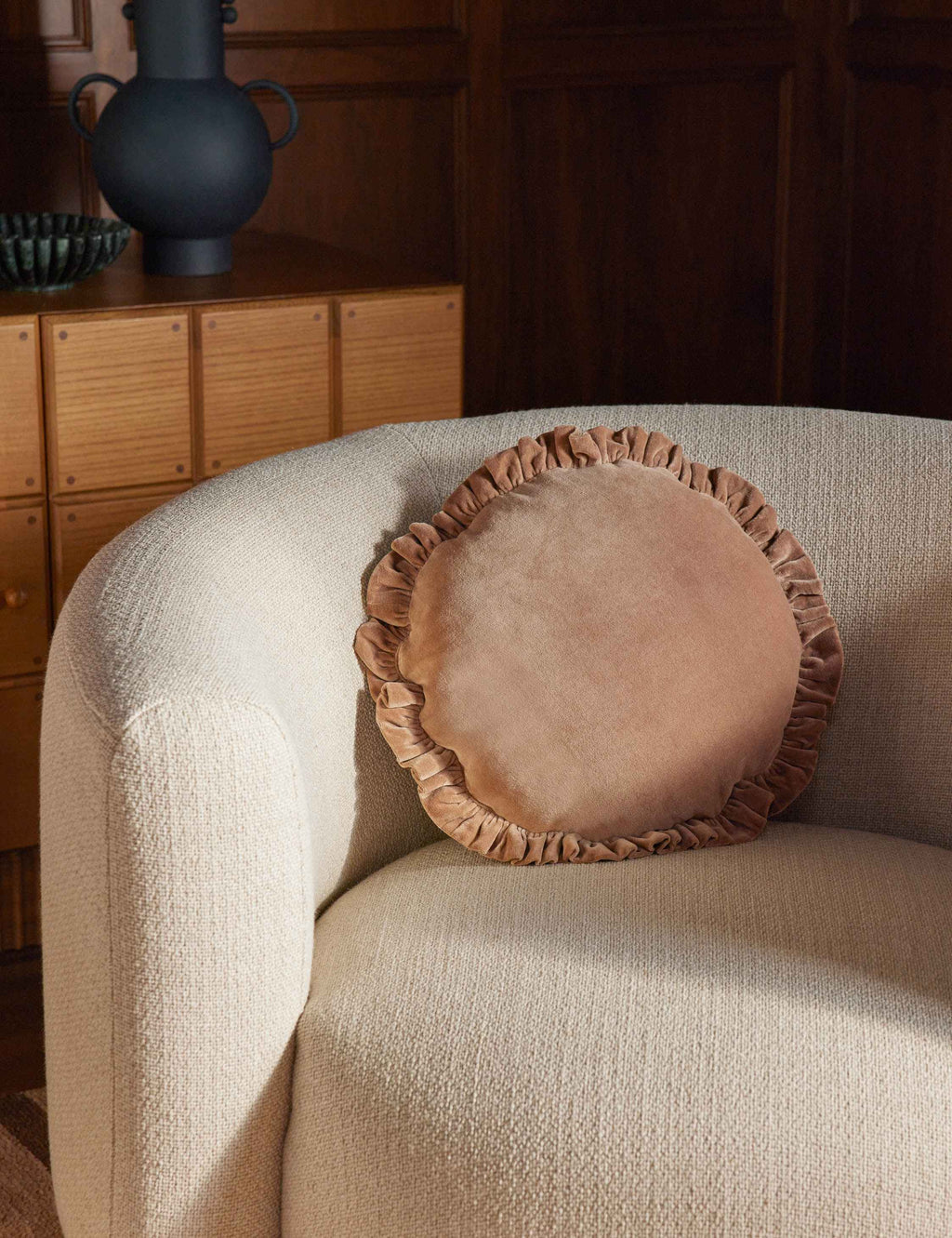Maven Round Pillow | Velvet with Ruffled Flange