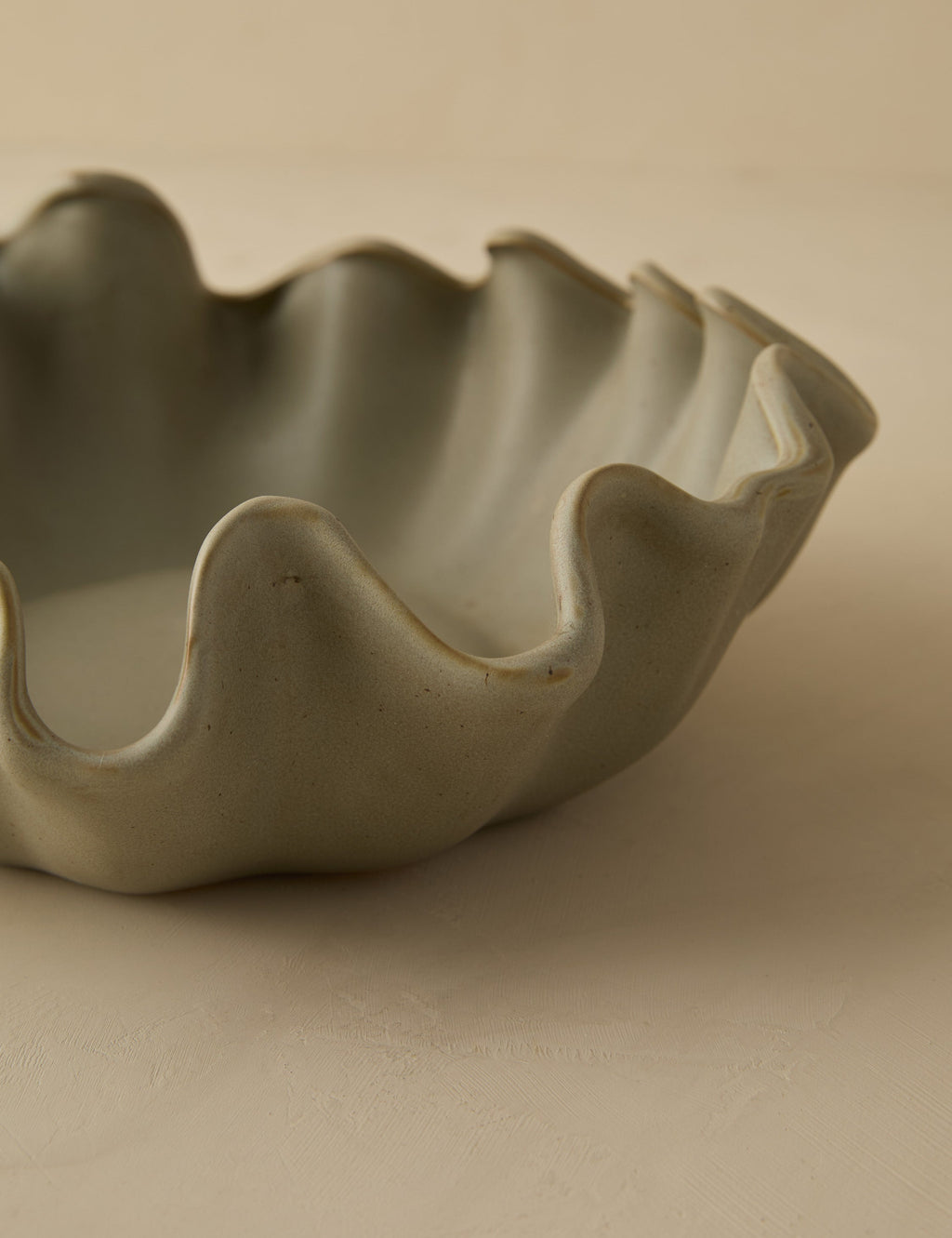 Bela Stoneware Bowl | Organic Lines, Reactive Glaze