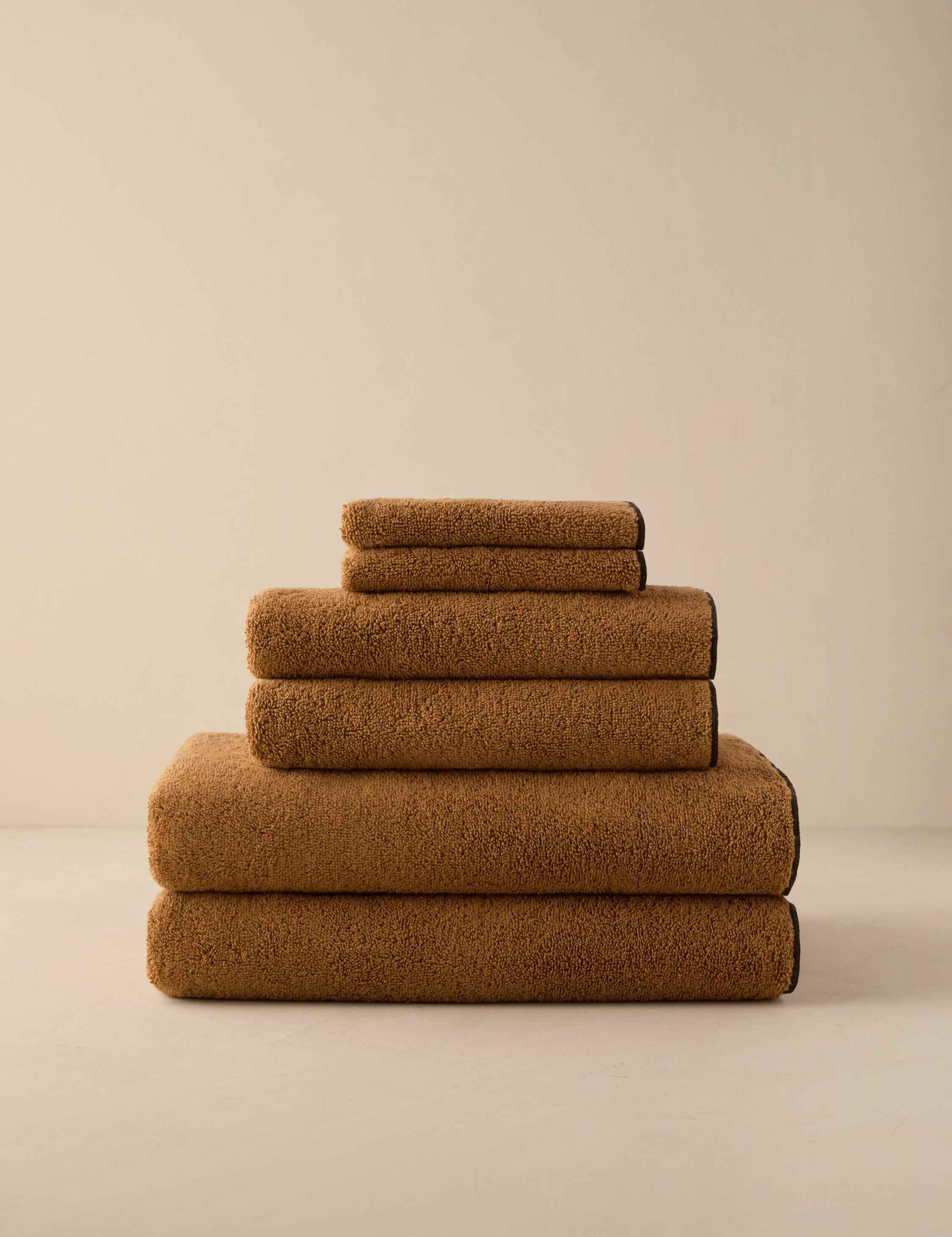 Enzo Organic Cotton Towels | Soft, Quick-Drying Fabric