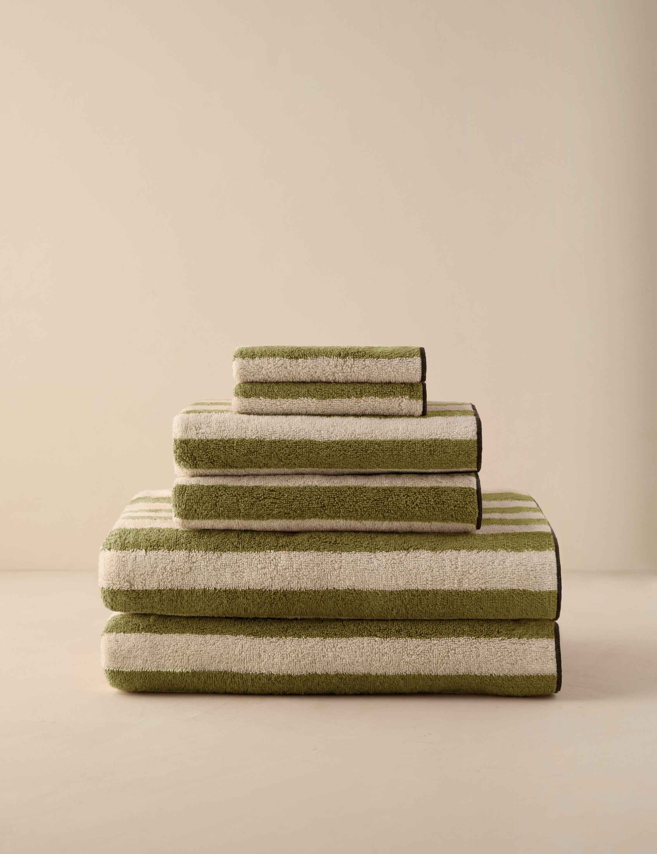 Enzo Organic Cotton Towels | Soft, Quick-Drying Fabric