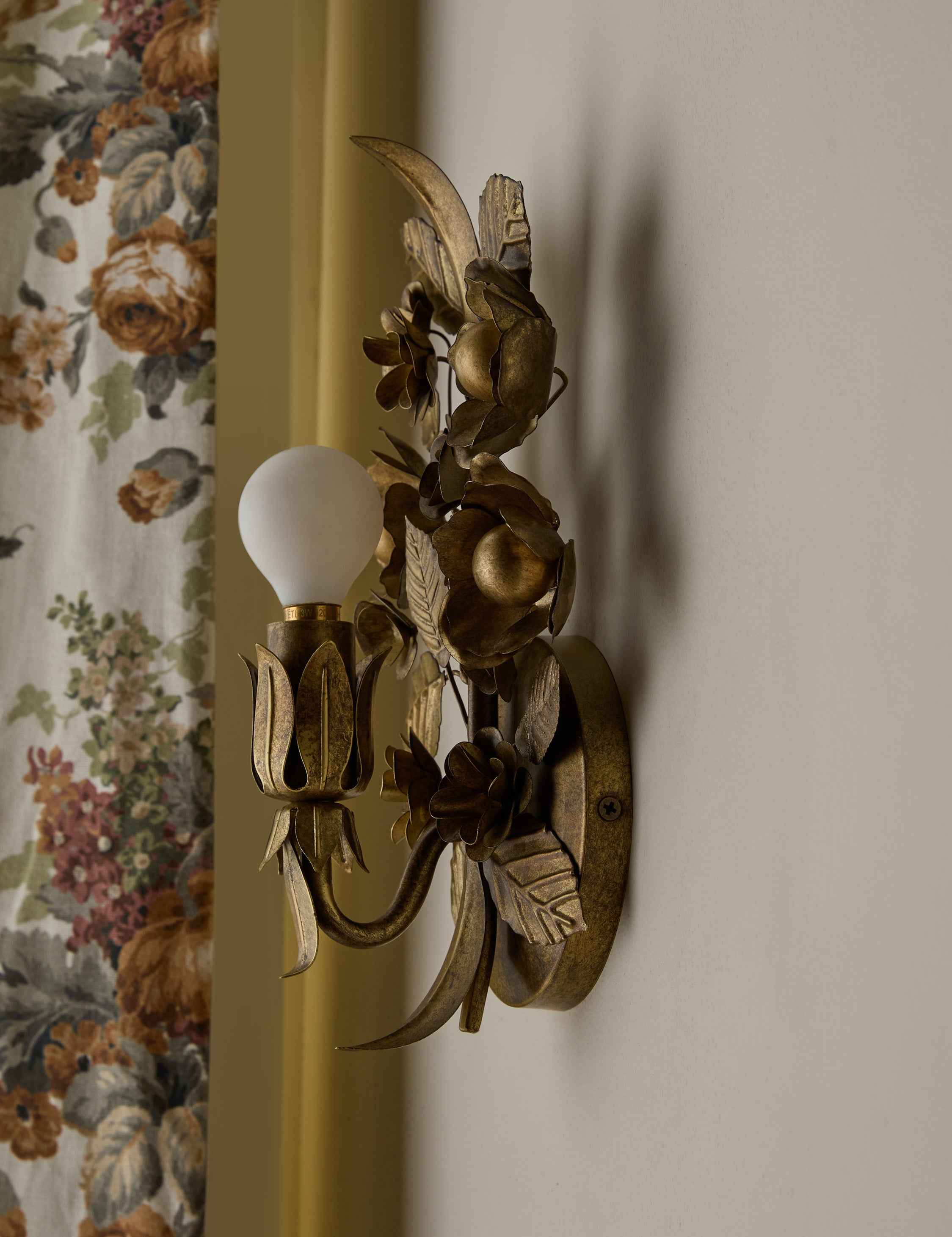 Garda Wall Sconce | Ornate Floral Metalwork, Vintage Charm