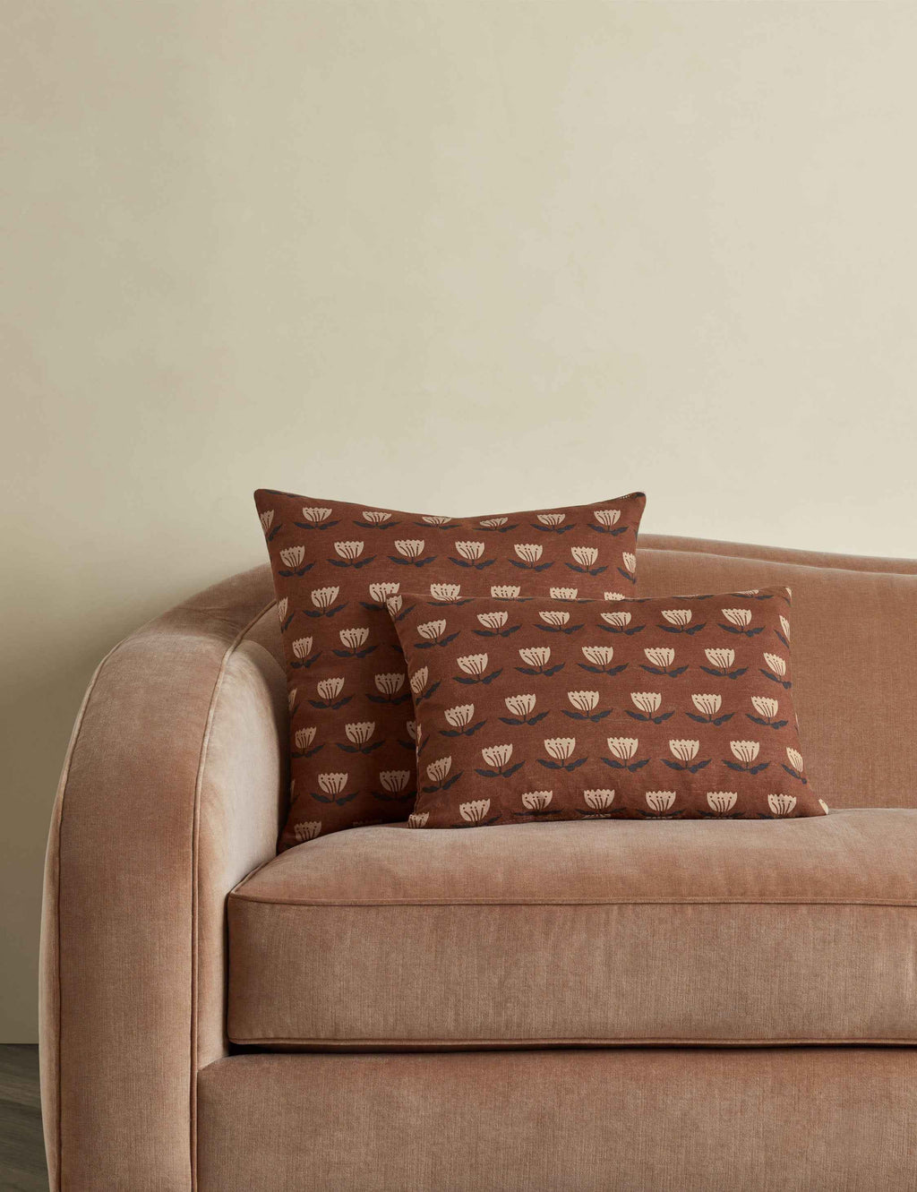 Luxe Janna Pillow | Hand-Sketched Floral, Natural Linen