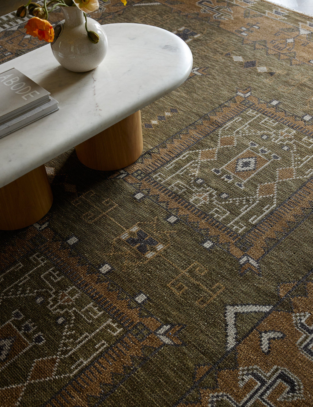 Talon Hand-Knotted Wool Rug | Traditional Motif, Low Pile