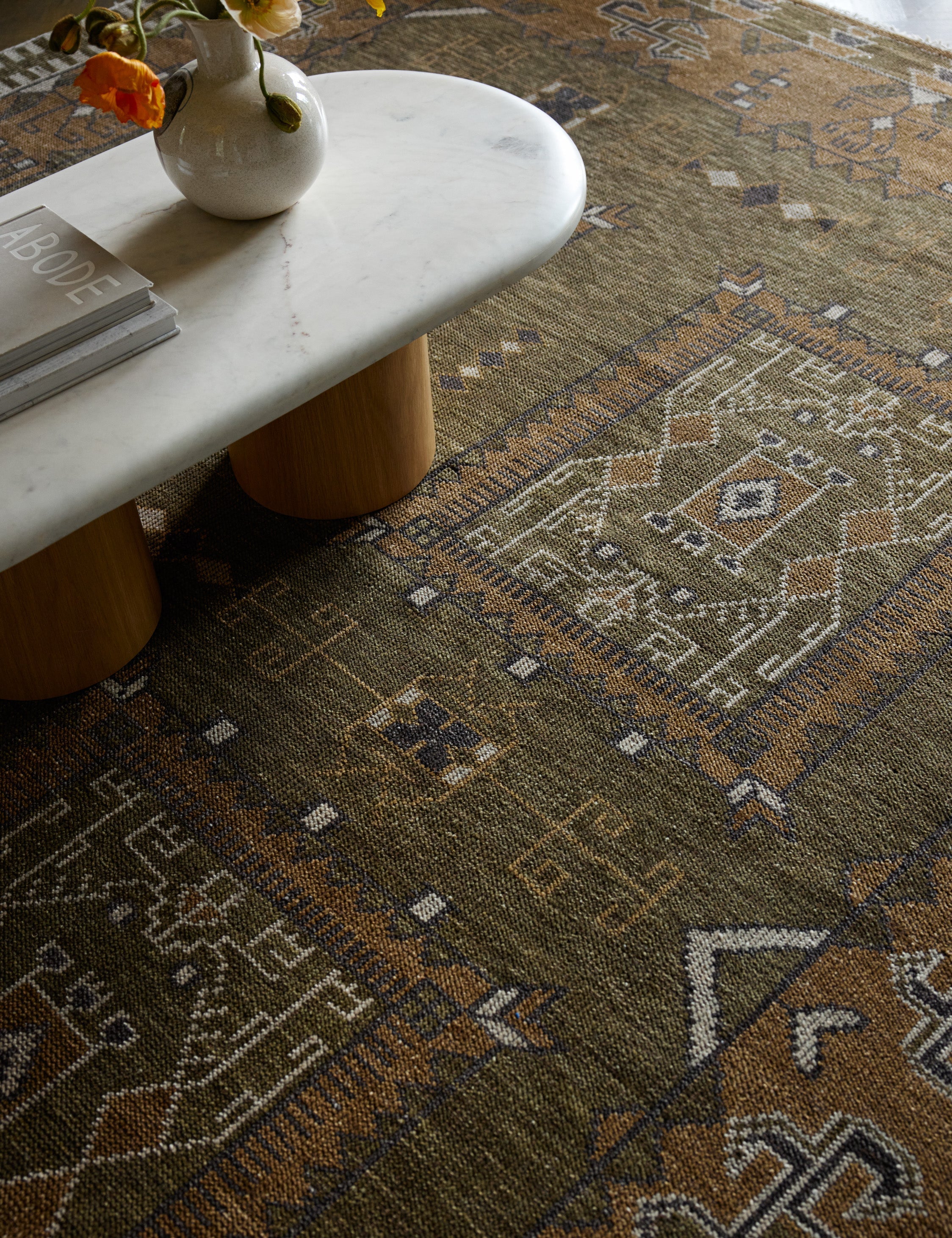 Talon Hand-Knotted Wool Rug | Traditional Motif, Low Pile