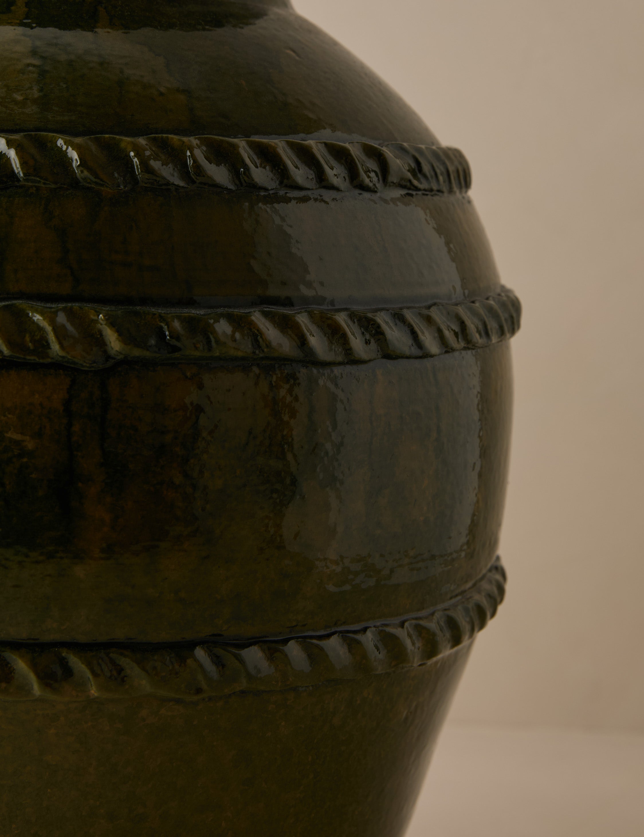 Pavona Peony Vase | Generous Height, Artisanal Glaze
