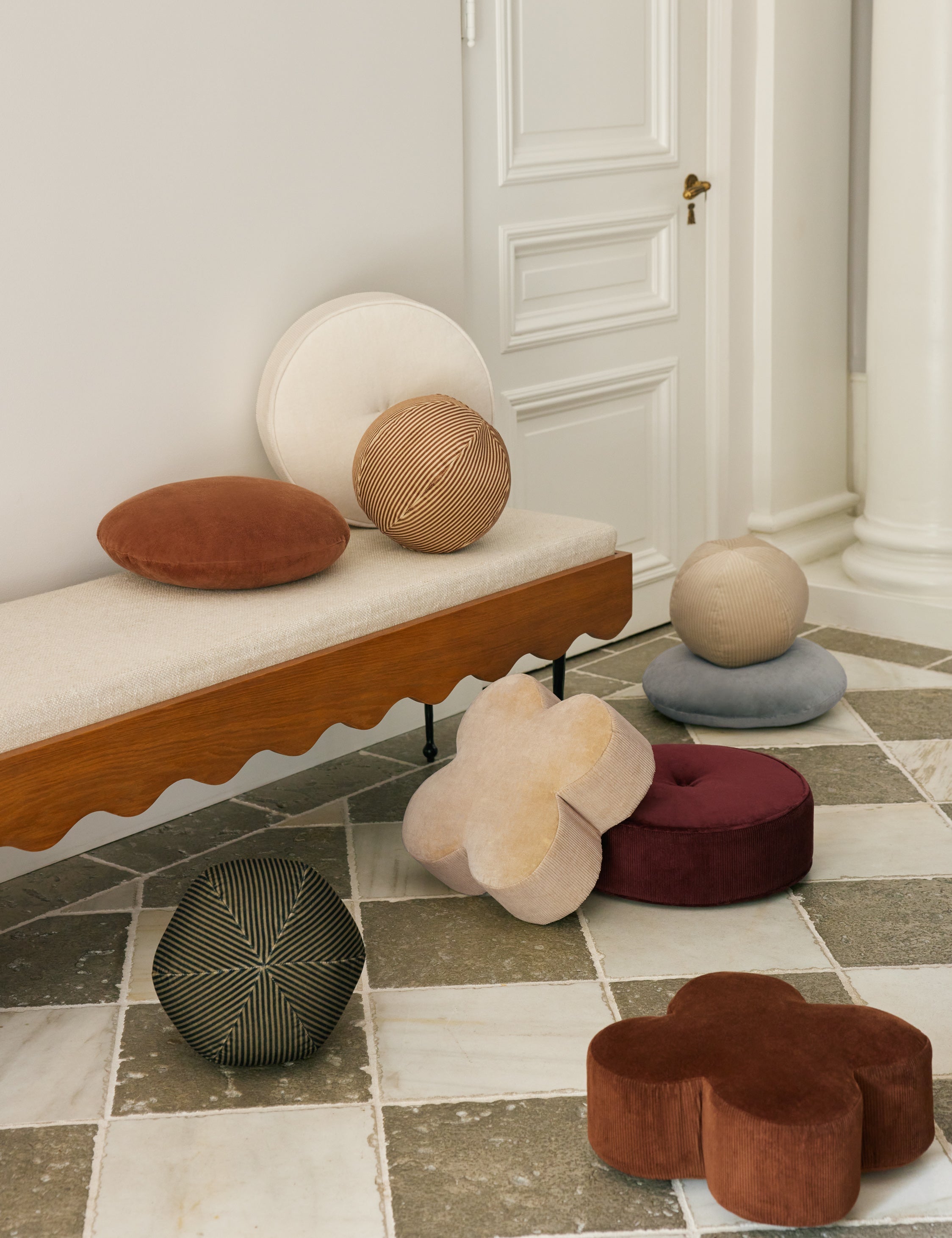 Vela Round Pillow | Luxe Velvet, Soft Sheen