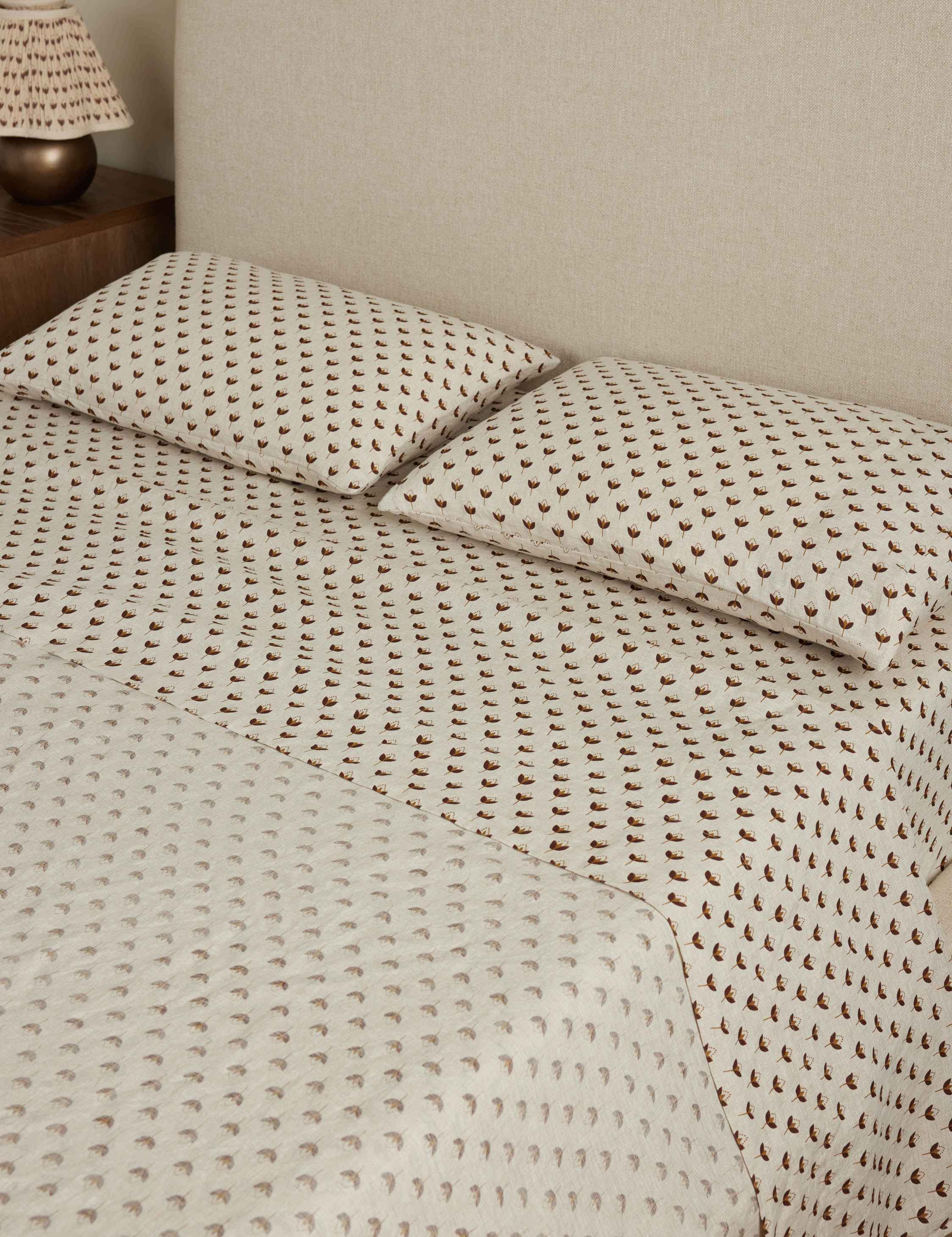 Pivo Linen Pillowcase Set | Breathable European Flax, Timeless Floral