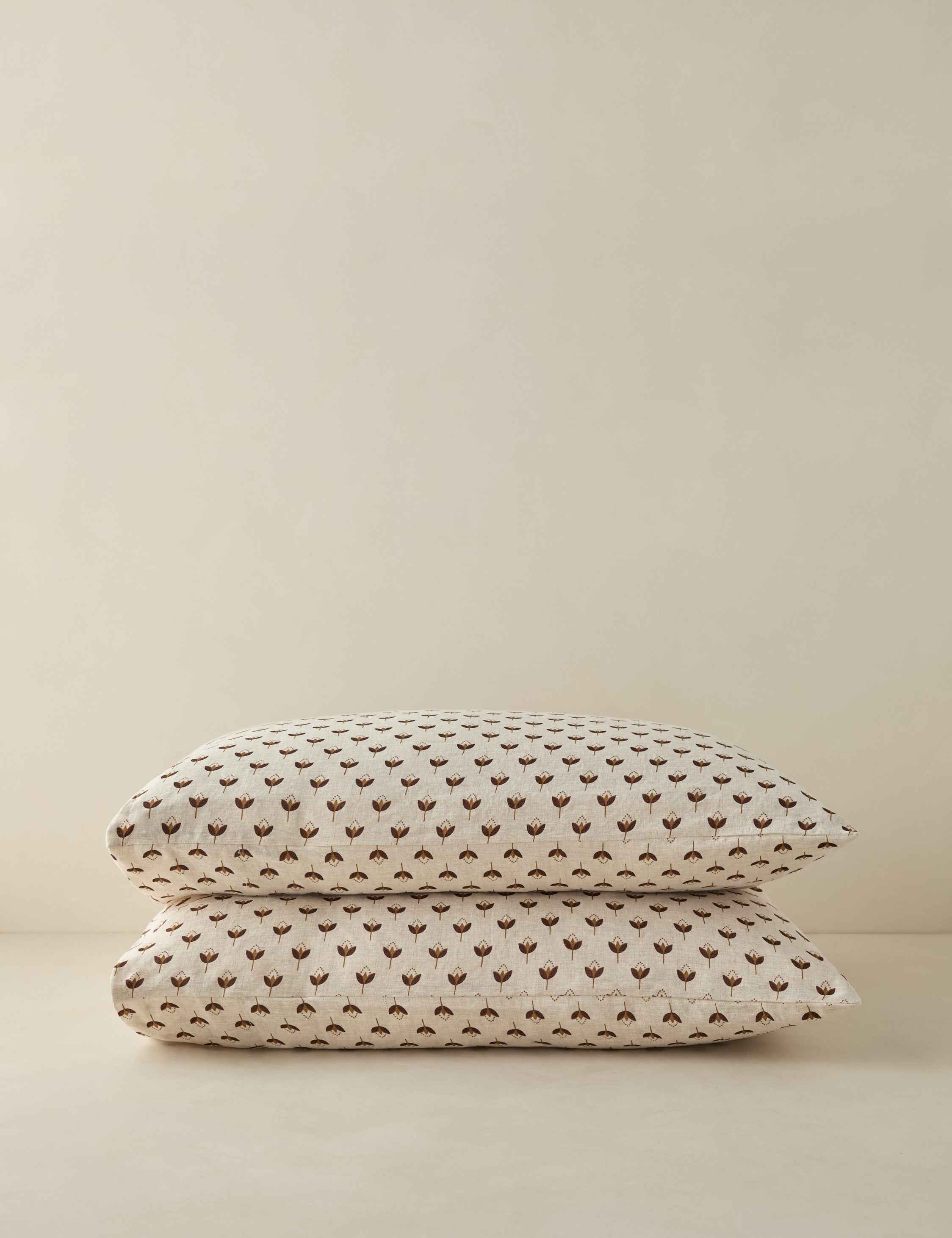Pivo Linen Pillowcase Set | Breathable European Flax, Timeless Floral