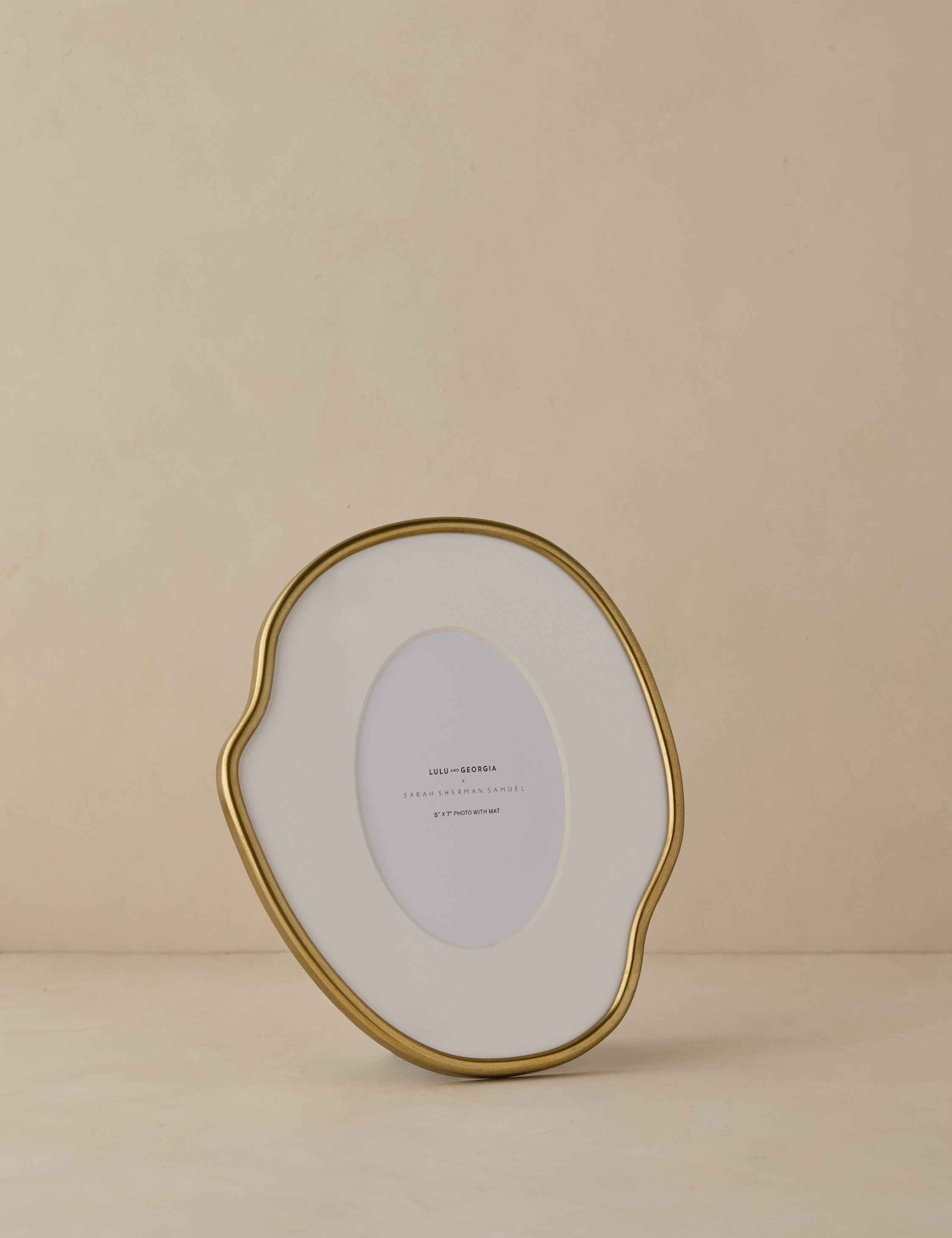 Pura Puddle Picture Frame | Organic Shape, Signature Style