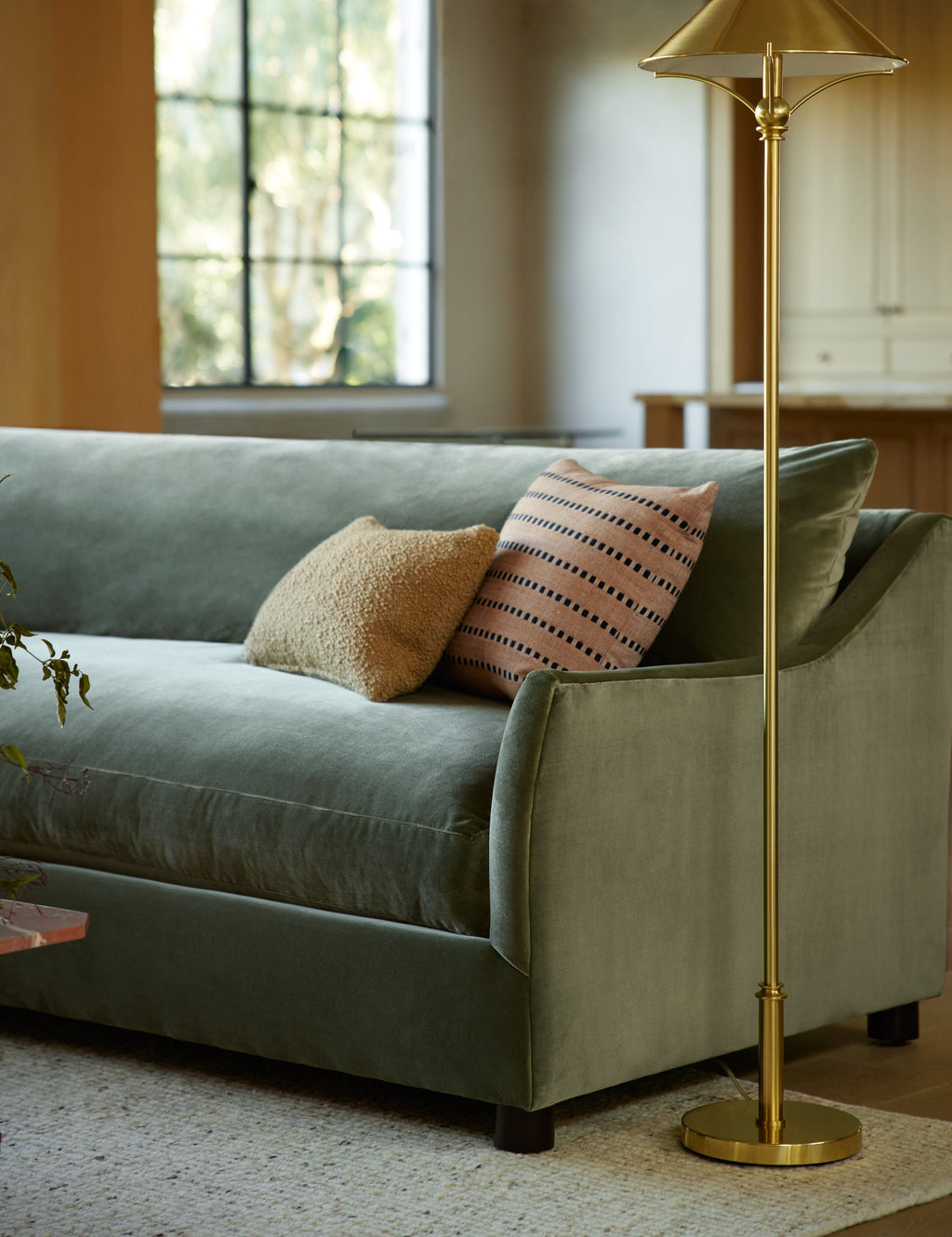 Bela Boucle Pillow | Ultrasoft Woolen Fibers, Solid Design
