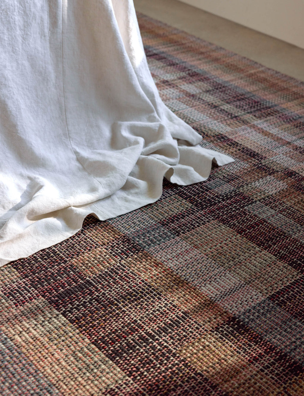Sora Handwoven Rug | Wool-Blend, Geometric Motif