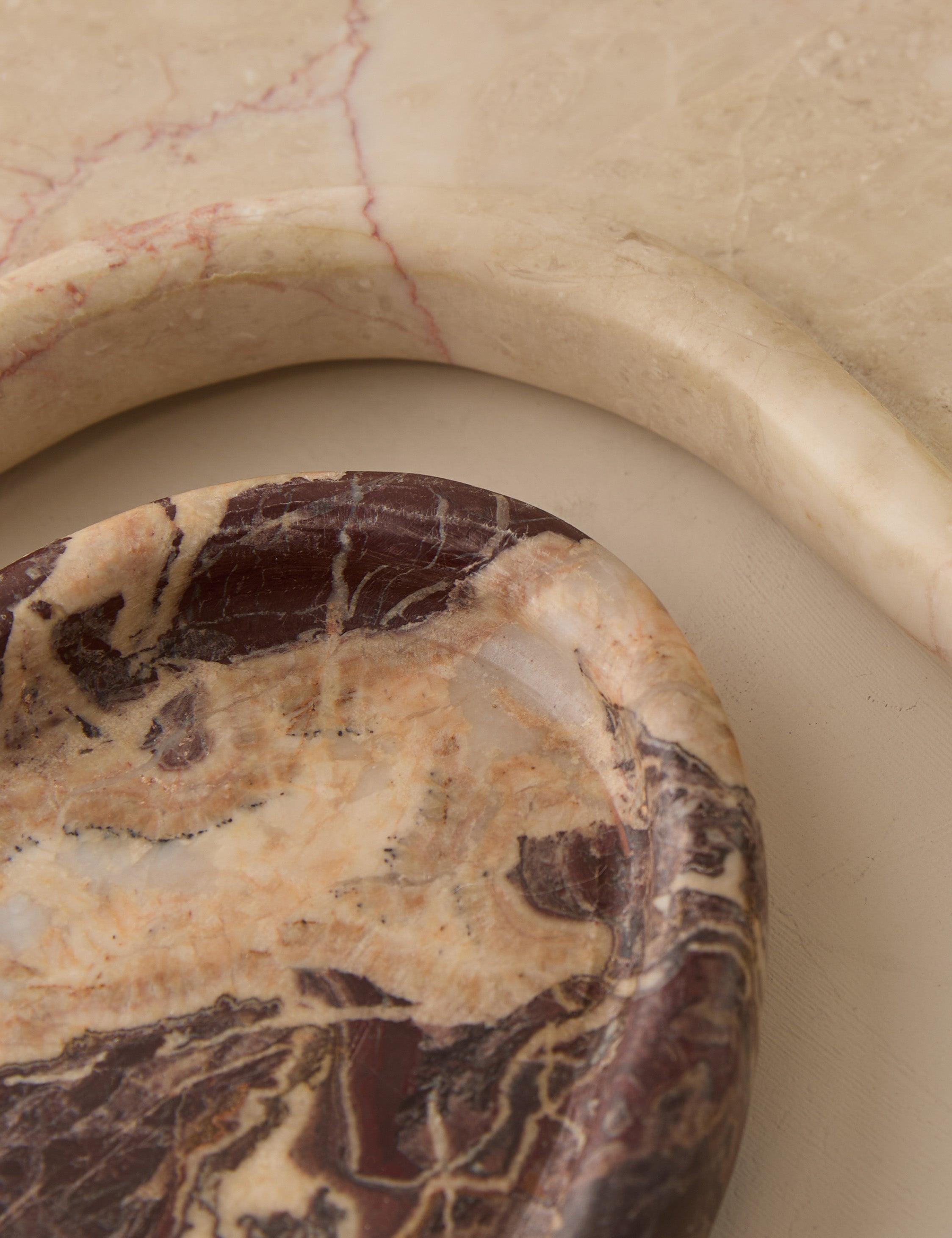 Sora Marble Tray Set | Organic Shape, Dramatic Veining