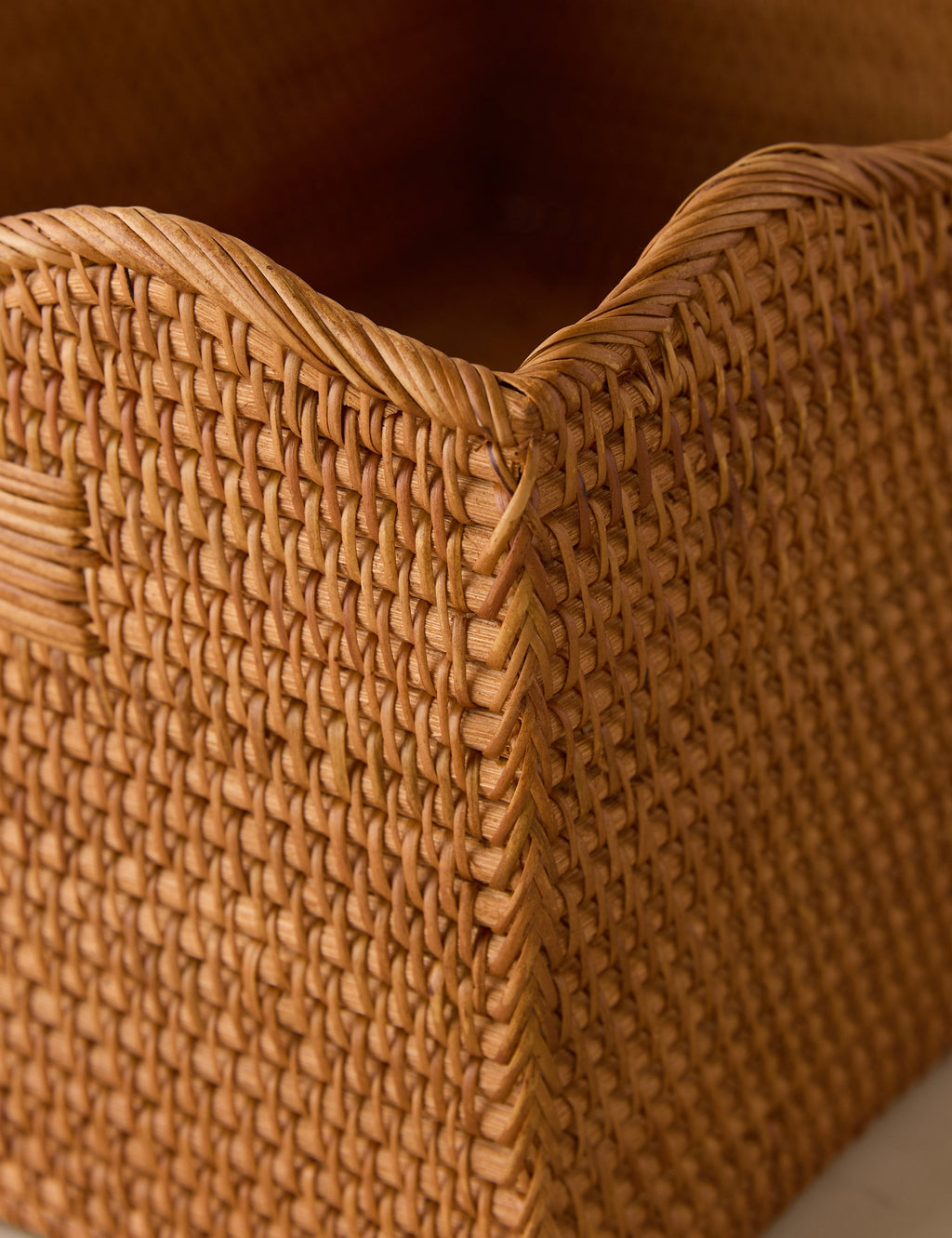 Bela Rattan Storage Bin | Scalloped Design, Artisanal Finish