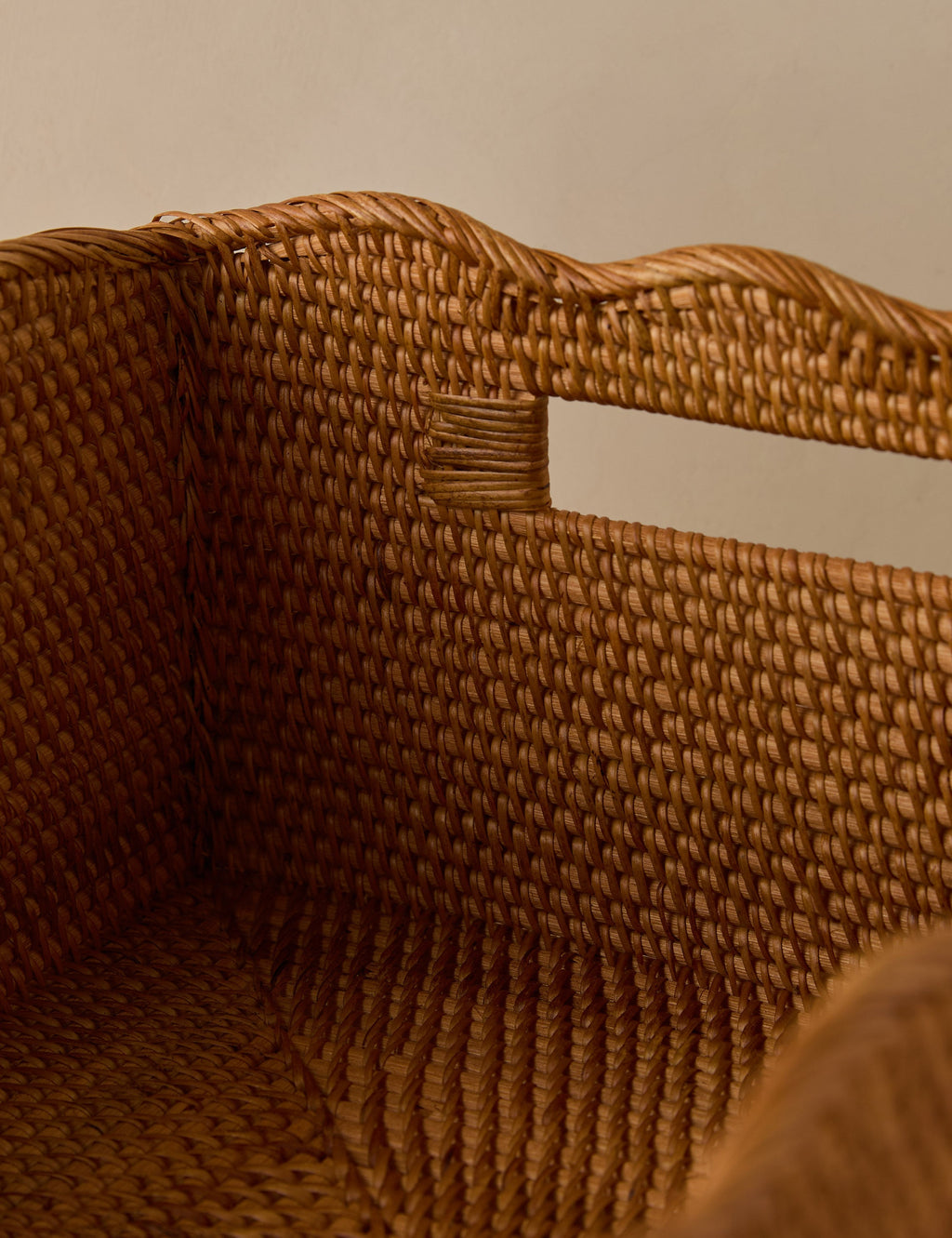 Bela Rattan Storage Bin | Scalloped Design, Artisanal Finish