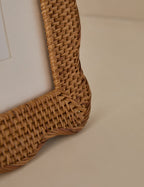 Bela Rattan Picture Frame | Artisanal Finish, Scalloped Design