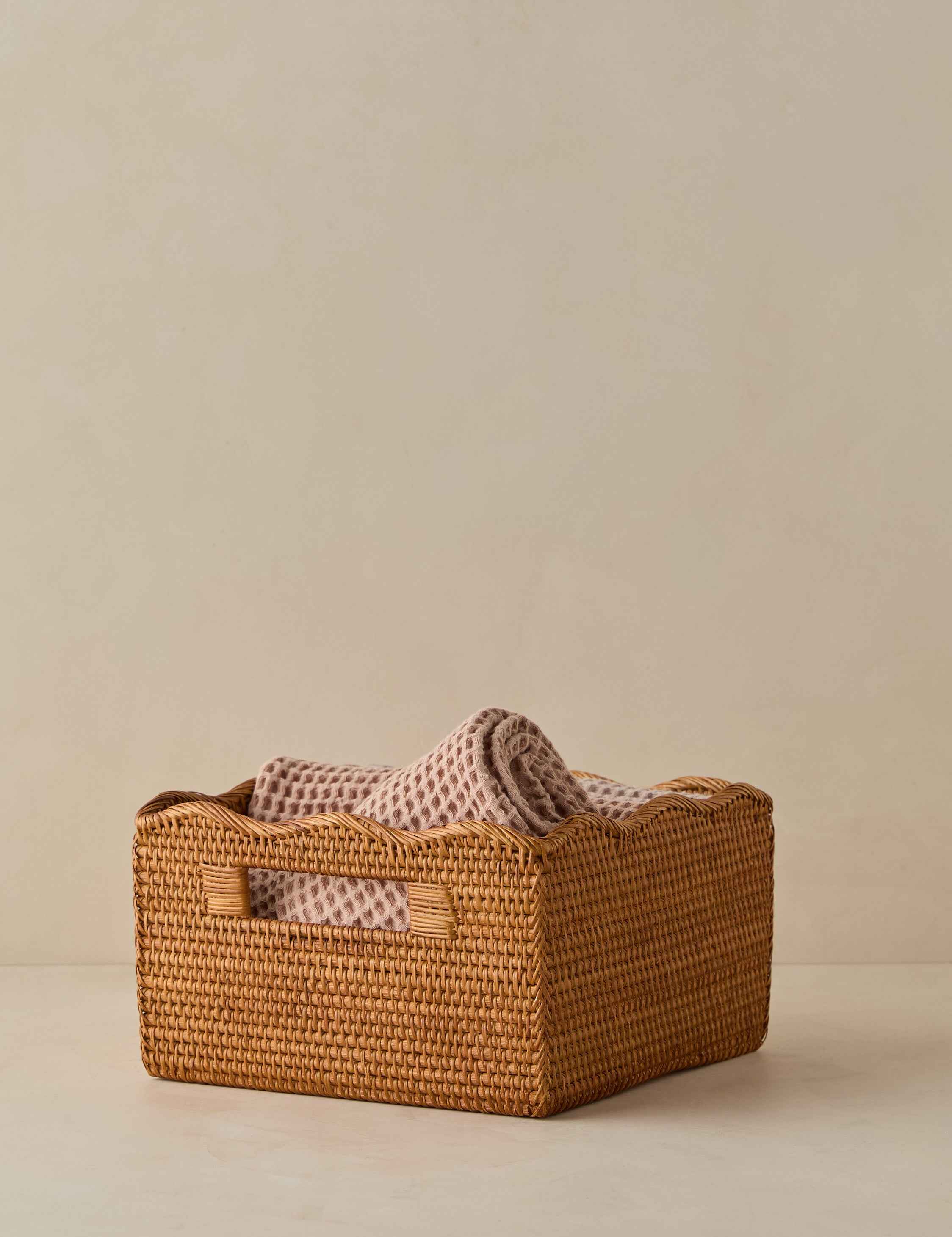 Bela Rattan Storage Bin | Scalloped Design, Artisanal Finish