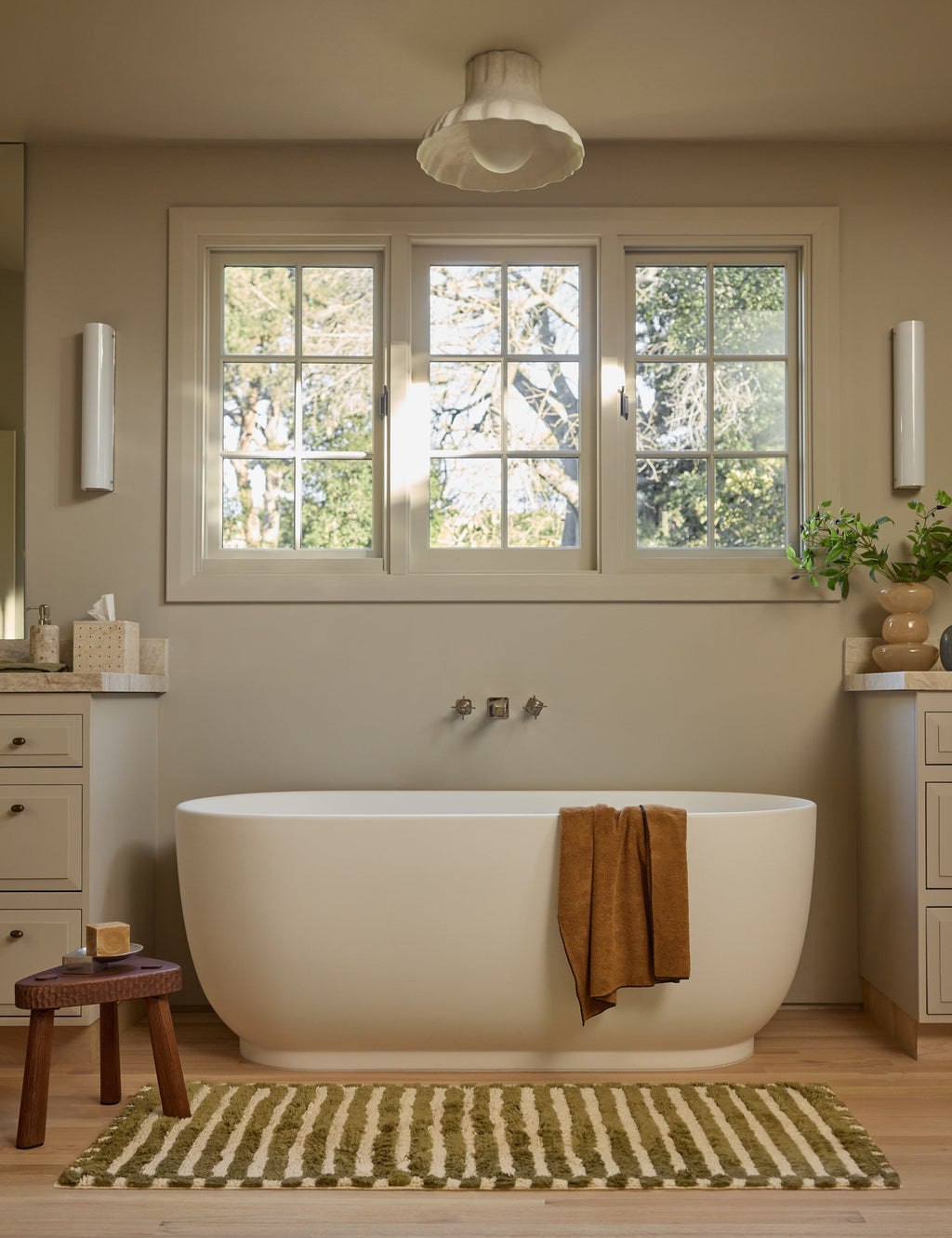 Enzo Organic Cotton Towels | Soft, Quick-Drying Fabric