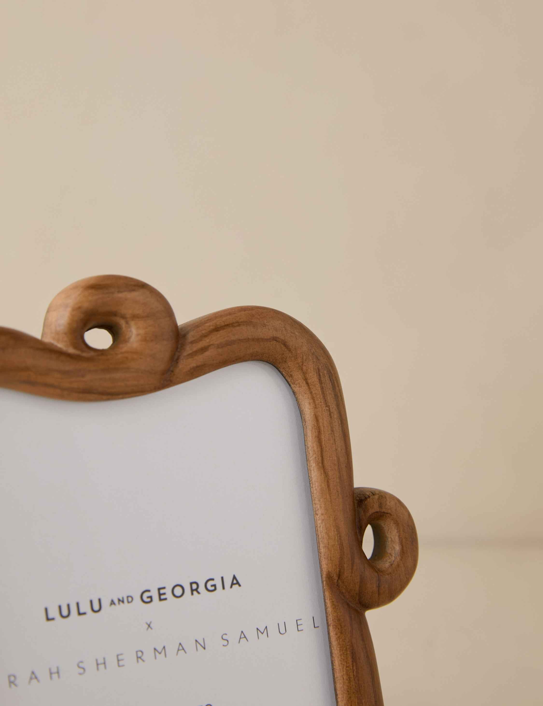 Bello Loop Picture Frame | Whimsical Resin Design