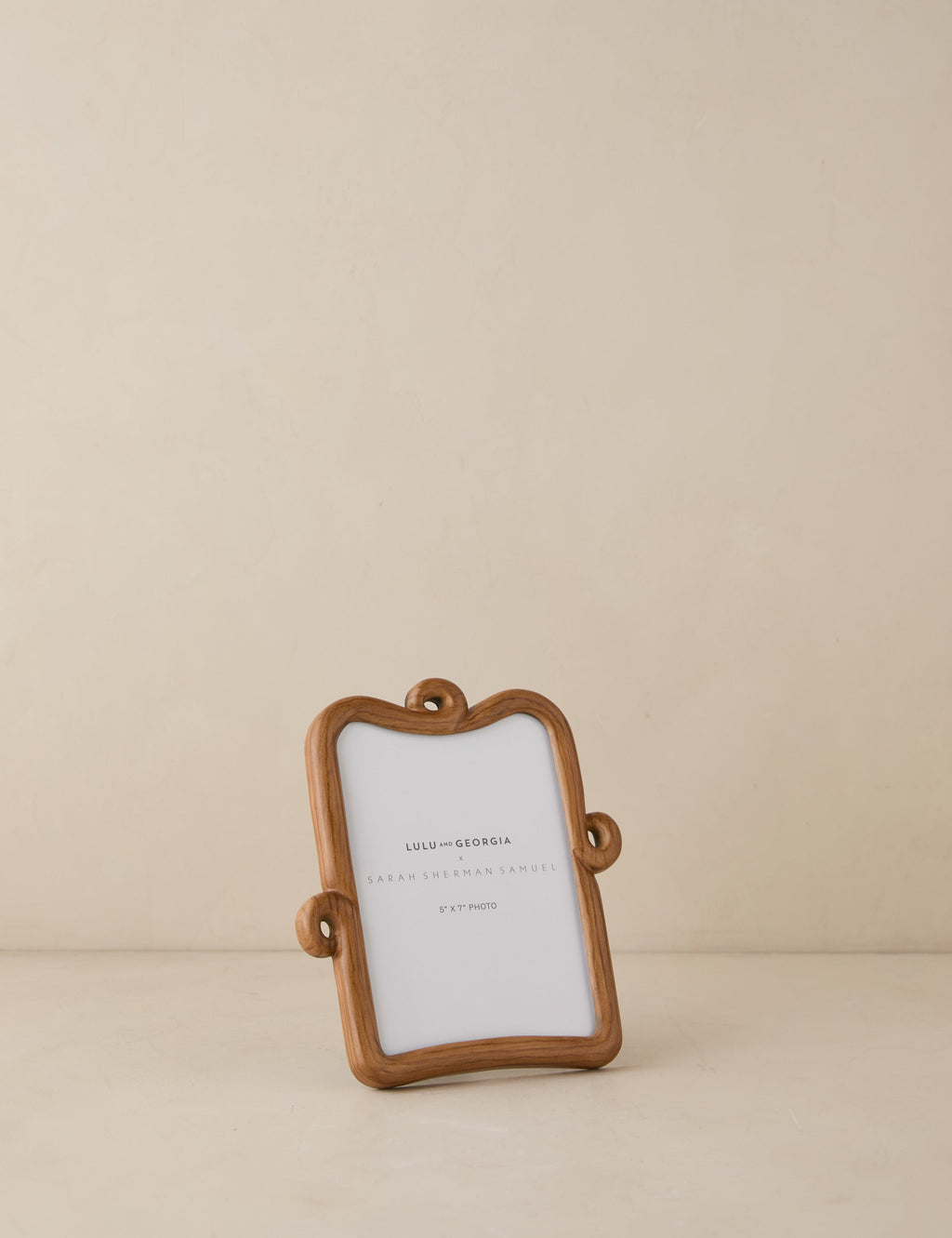 Bello Loop Picture Frame | Whimsical Resin Design