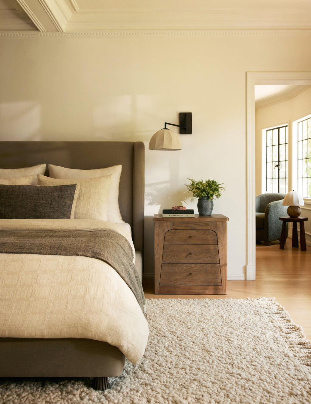 Fino Handwoven Wool Rug | Chunky Pile, Plush Fringe