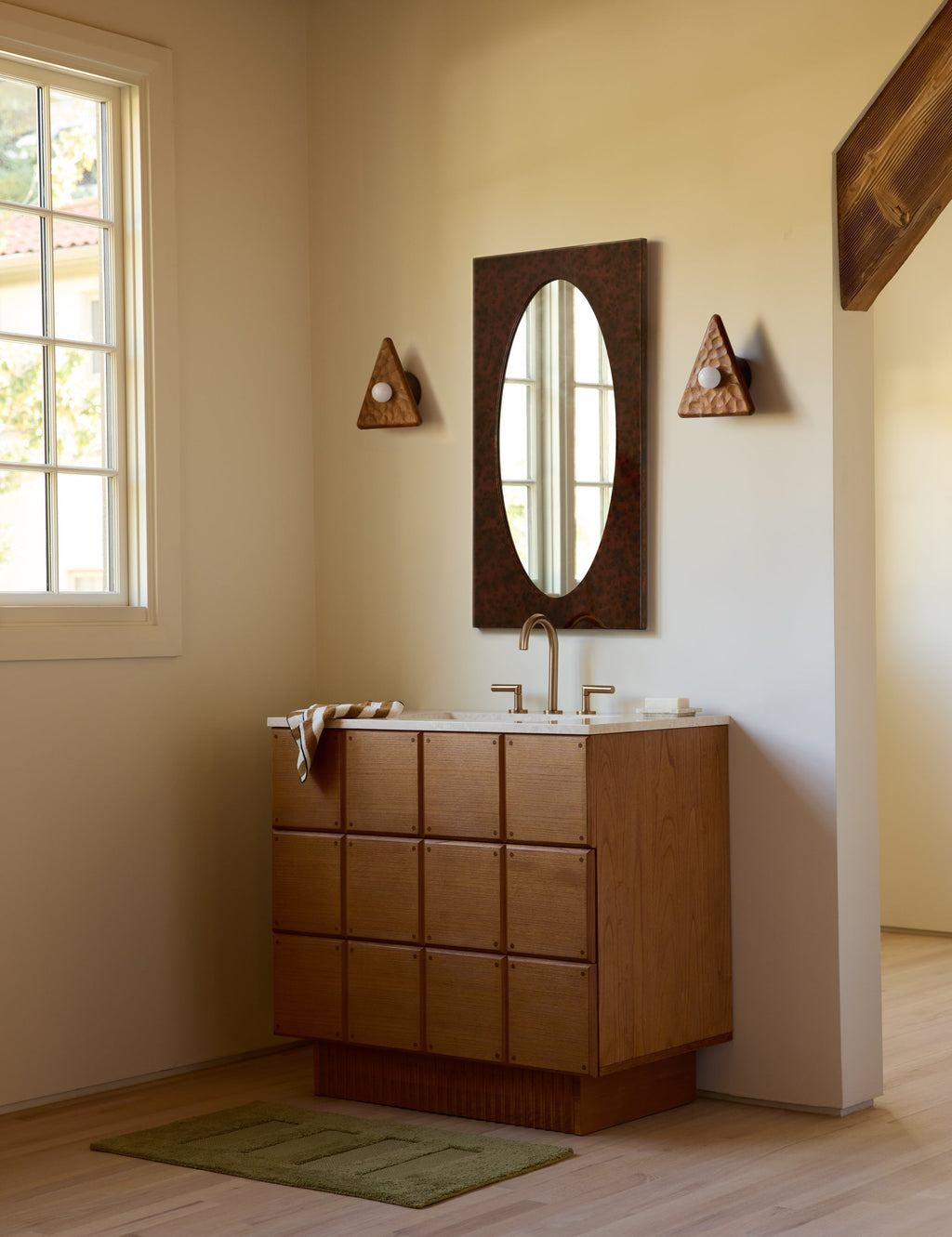 Enzo Organic Cotton Towels | Soft, Quick-Drying Fabric