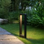 LumaPath: Stylish Garden Lamp with Matte Black Aluminum & Even LED Lighting – for Outdoor Areas