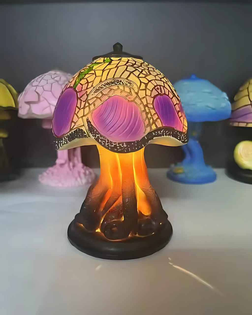 LumaMushroom: Designer Table Lamp Made of Resin in Mushroom Shape & Ambient Lighting – for Living Room & Bedroom