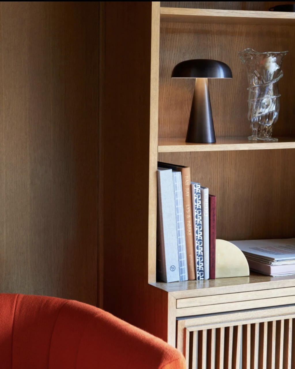LuméaForm: Designer Table Lamp Made of Metal with Conical Base & Ambient Light – for Nightstands & Living Areas