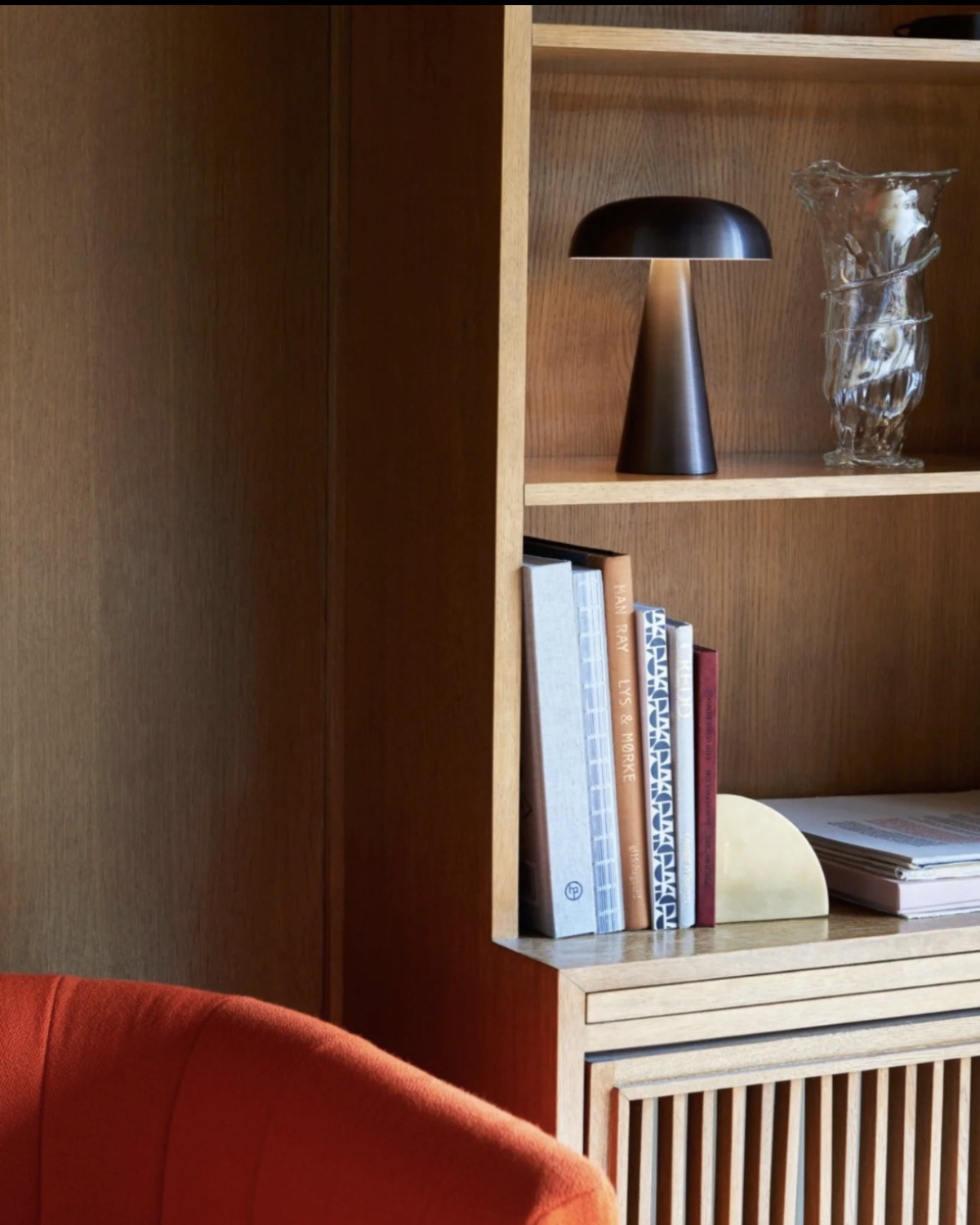 LuméaForm: Designer Table Lamp Made of Metal with Conical Base & Ambient Light – for Nightstands & Living Areas