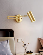 LumiArm: Swiveling LED Wall Lamp – Modern Reading Lamp in Minimalist Design