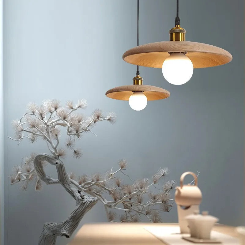 LumiArte: Wooden Pendant Light with Stained Glass – Modern LED Lighting for Dining Rooms & Living Rooms