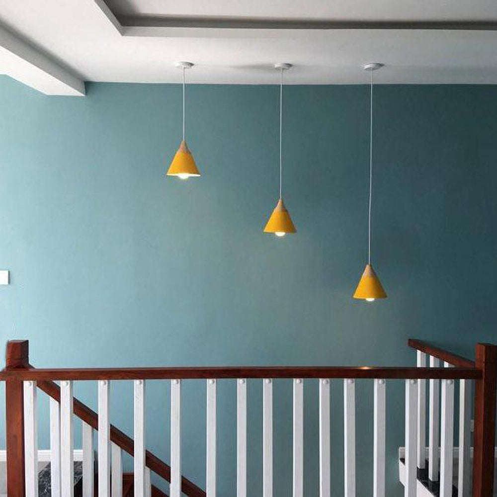 LumiBard: Scandinavian Wooden Pendant Light made of Metal & Oak – Ideal for Children's Rooms & Reading Corners