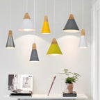 LumiBard: Scandinavian Wooden Pendant Light made of Metal & Oak – Ideal for Children's Rooms & Reading Corners
