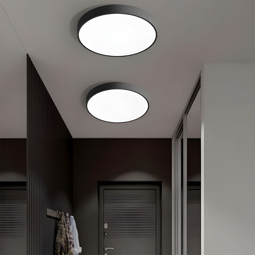 LumiDisc: Round LED Ceiling Light – Flat Surface-Mounted Lamp in Modern Design