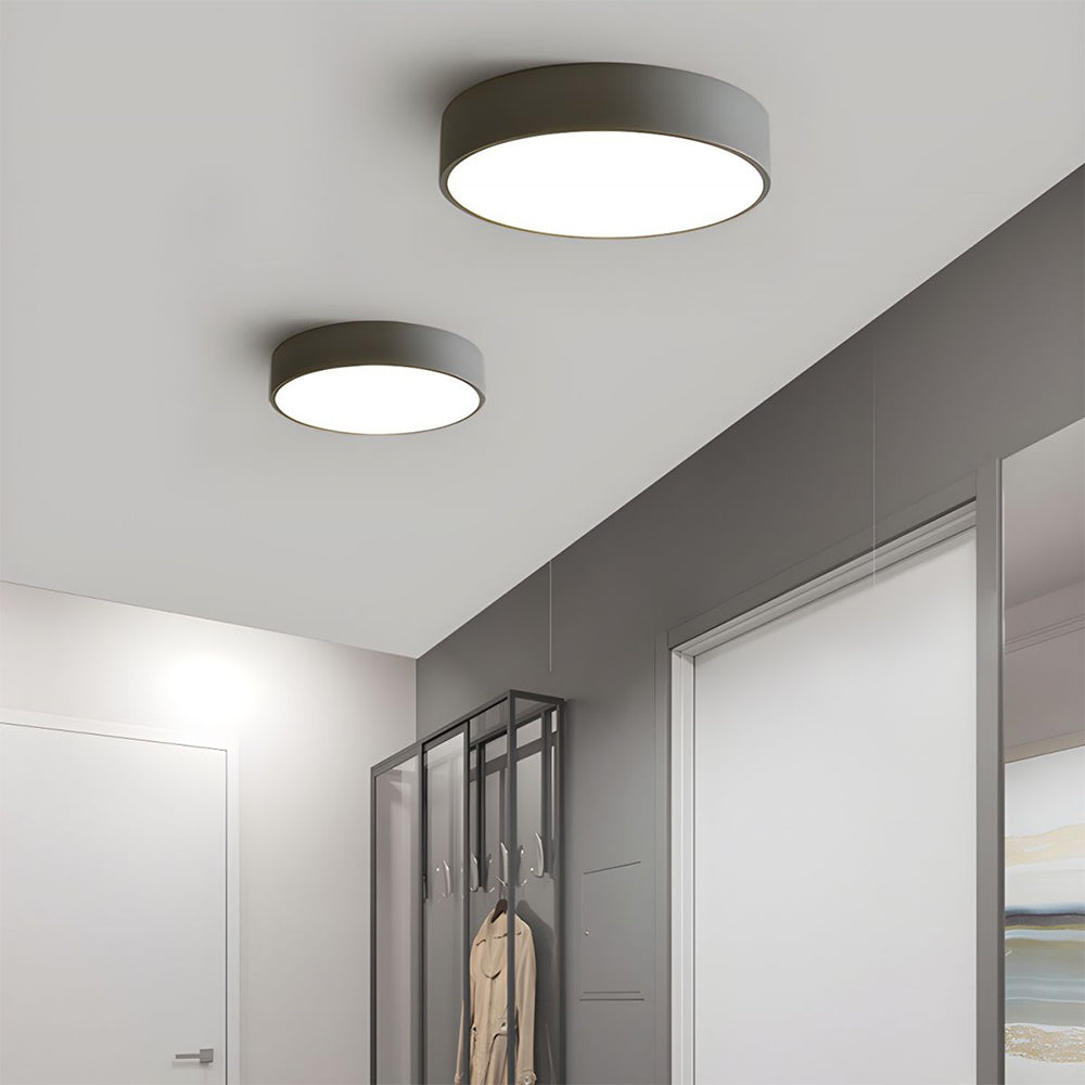 LumiDisc: Round LED Ceiling Light – Flat Surface-Mounted Lamp in Modern Design
