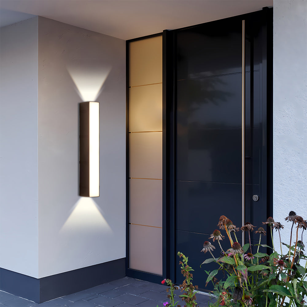 LumiStrahl: Ultra-bright & weatherproof LED outdoor wall light – modern wall lamp for garden & terrace