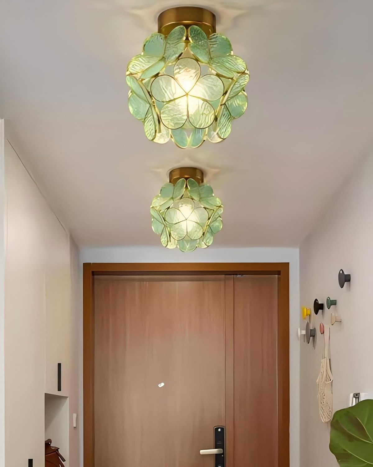 LuminaFiore: Modern LED Ceiling Light with Acrylic Flower Shape & Warm Ambient Light – for Hallway & Bedroom