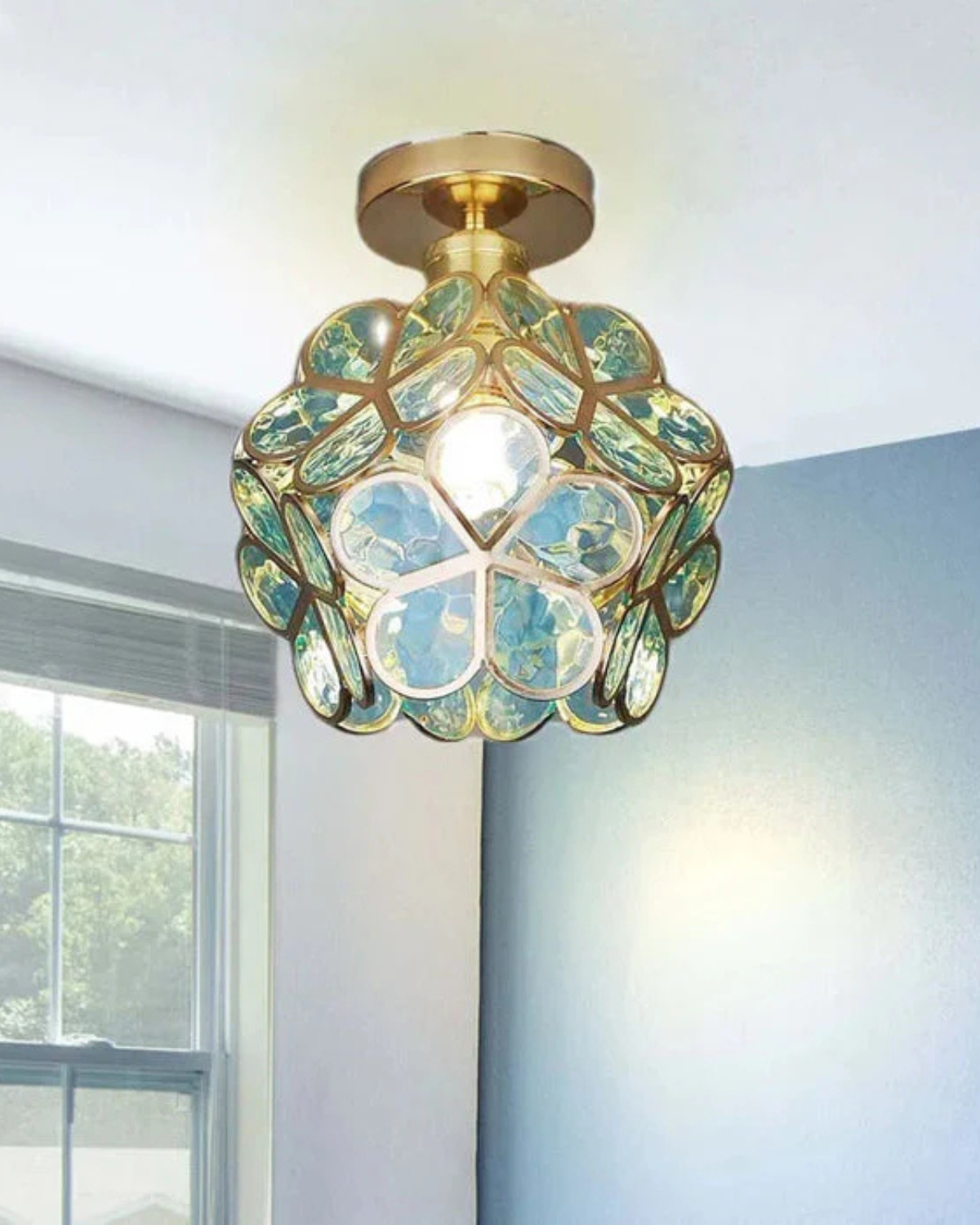 LuminaFiore: Modern LED Ceiling Light with Acrylic Flower Shape & Warm Ambient Light – for Hallway & Bedroom