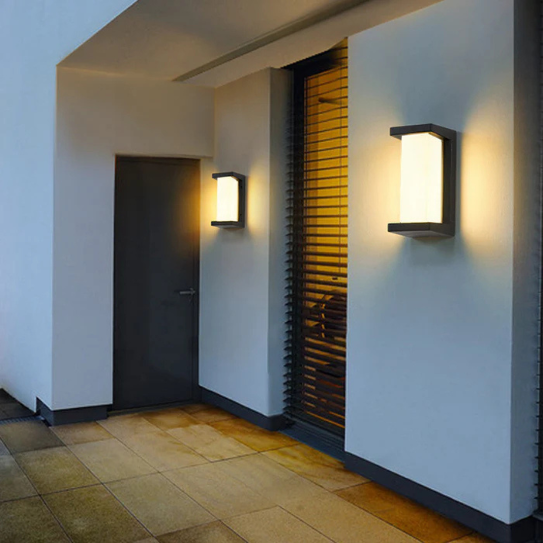 LumivarBright: Outdoor Wall Light with Warm White LED Light & Motion Sensor – for Entrance Area & Yard