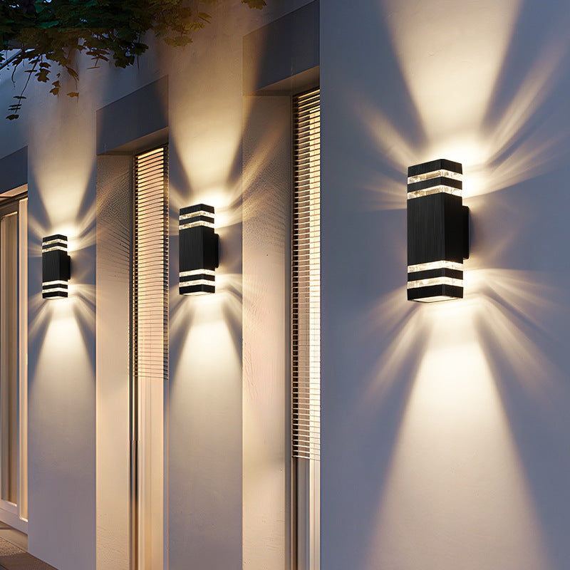 LumoDuo: LED Outdoor Wall Lamp 2-Bulb – Modern Wall Light for Outdoors
