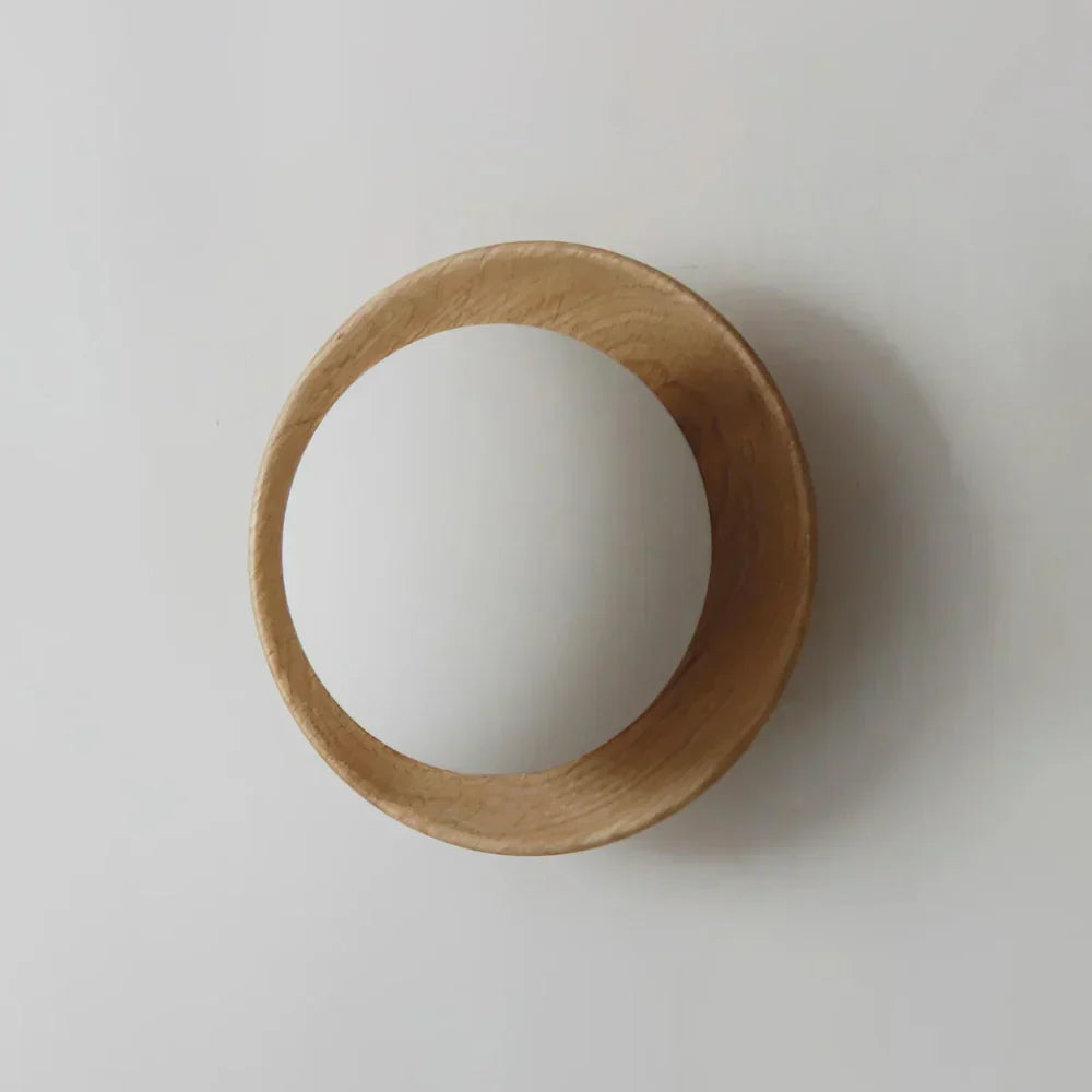 LumoNordic: Elegant LED Wall Light 1-Bulb with Wooden Base & Glass Sphere – Ideal for Living Room & Entrance Area
